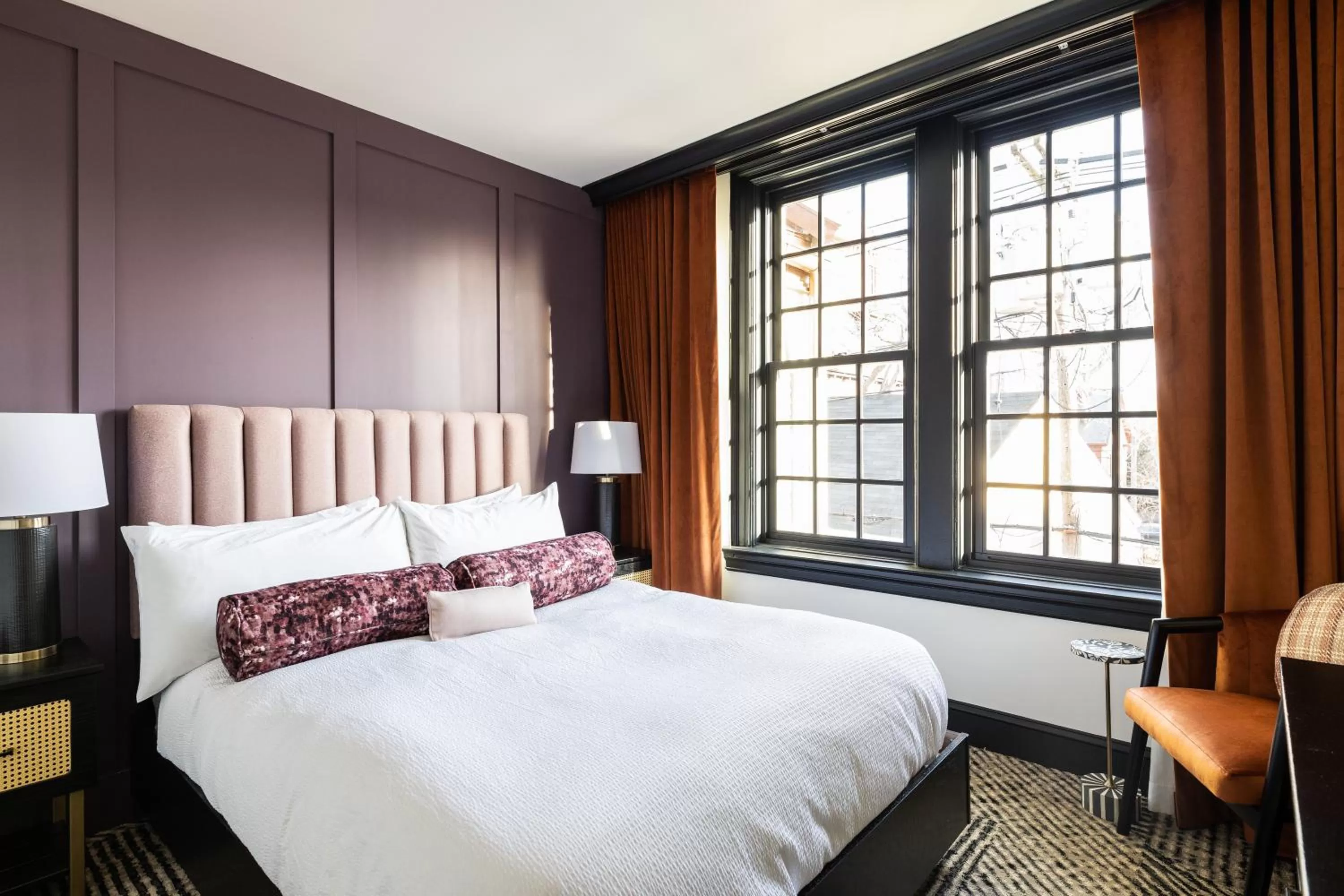 Bed in Hotel Thaxter