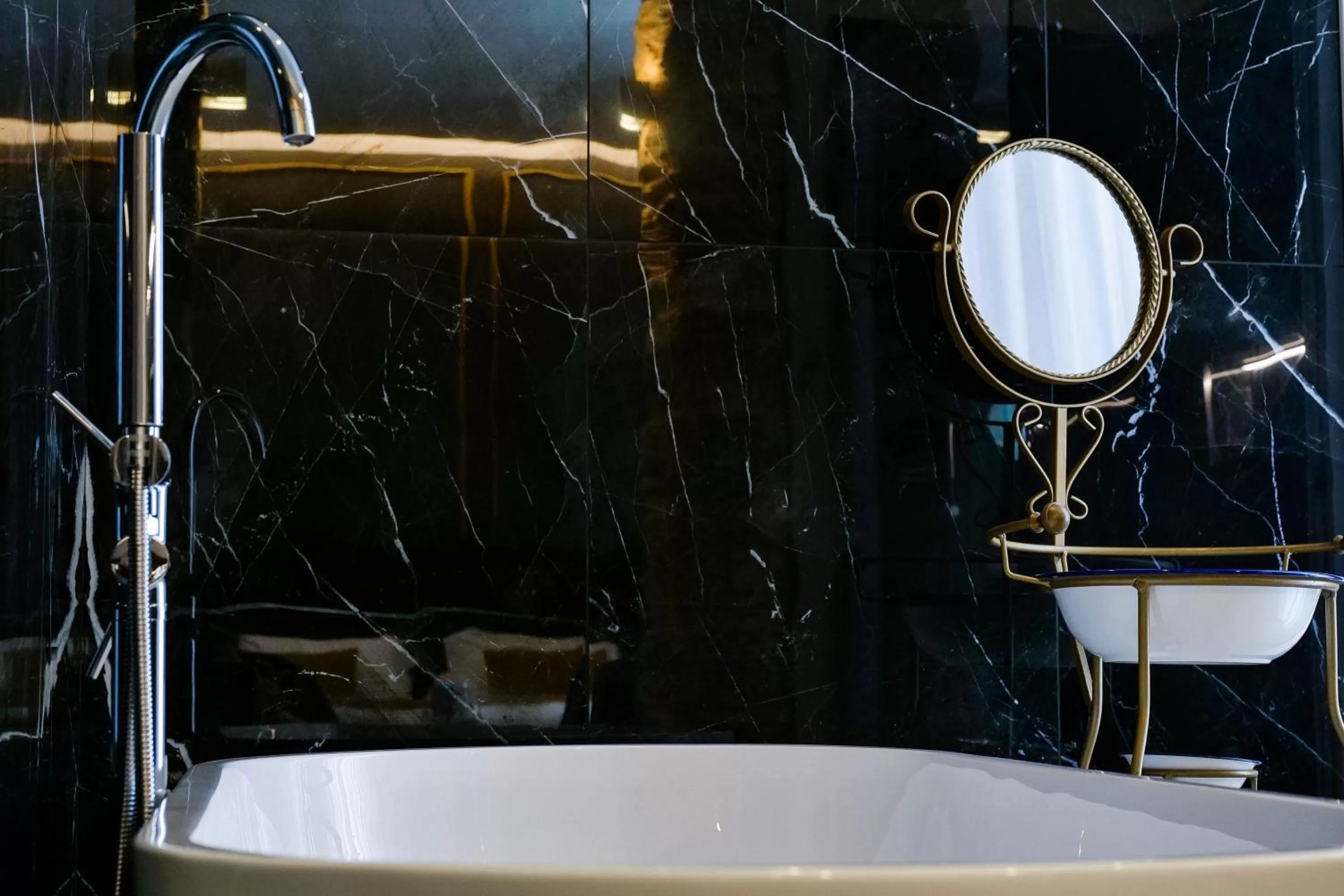 Bath in Family Affair Luxury Rooms&Suites