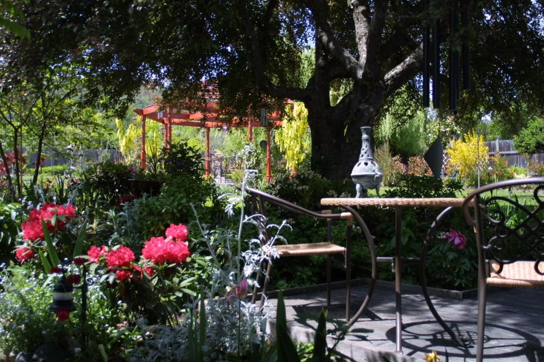 Patio in Arden Forest Inn