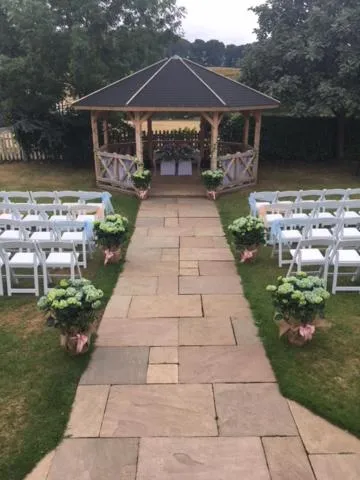 Garden in Slaters Country Inn