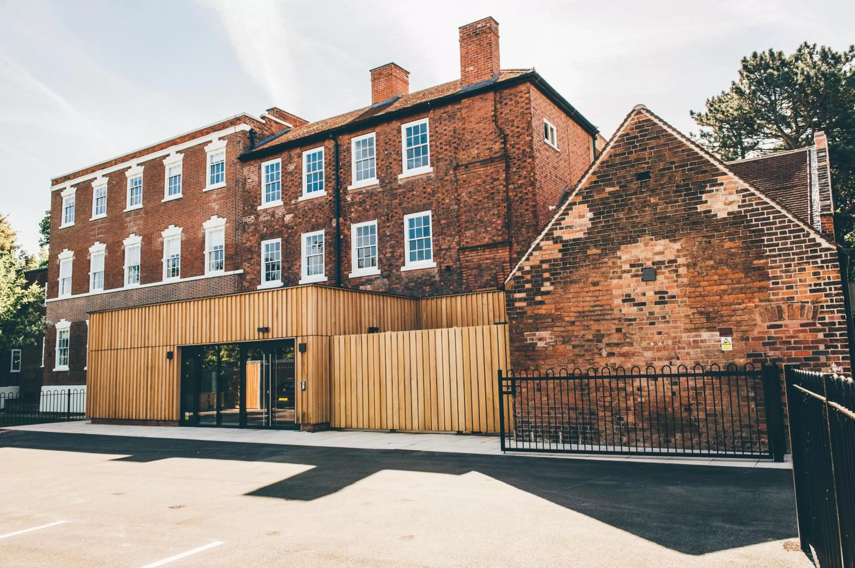 Facade/entrance, Property Building in Birchover Bridgford Hall