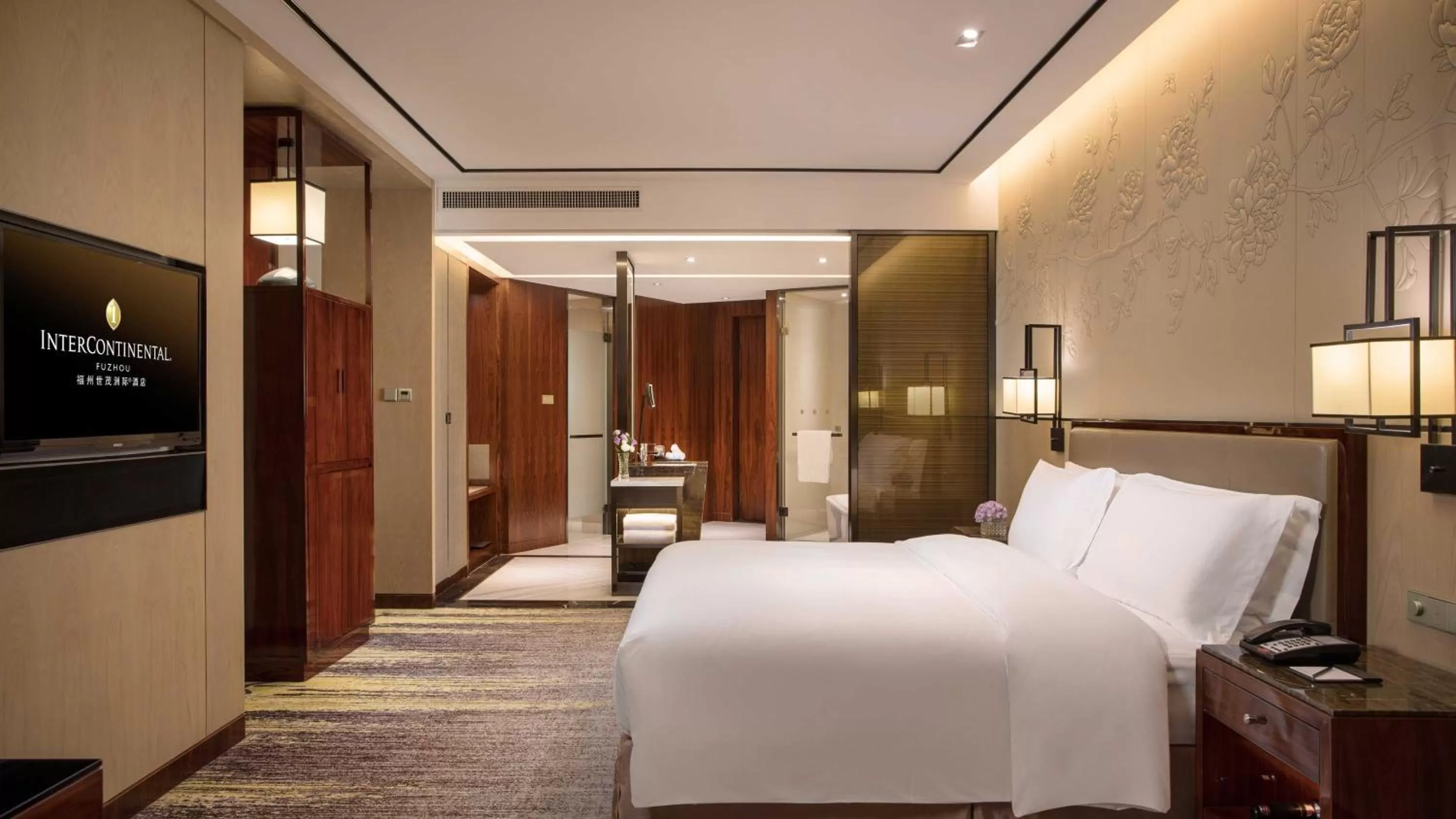 Photo of the whole room, Bed in InterContinental Fuzhou