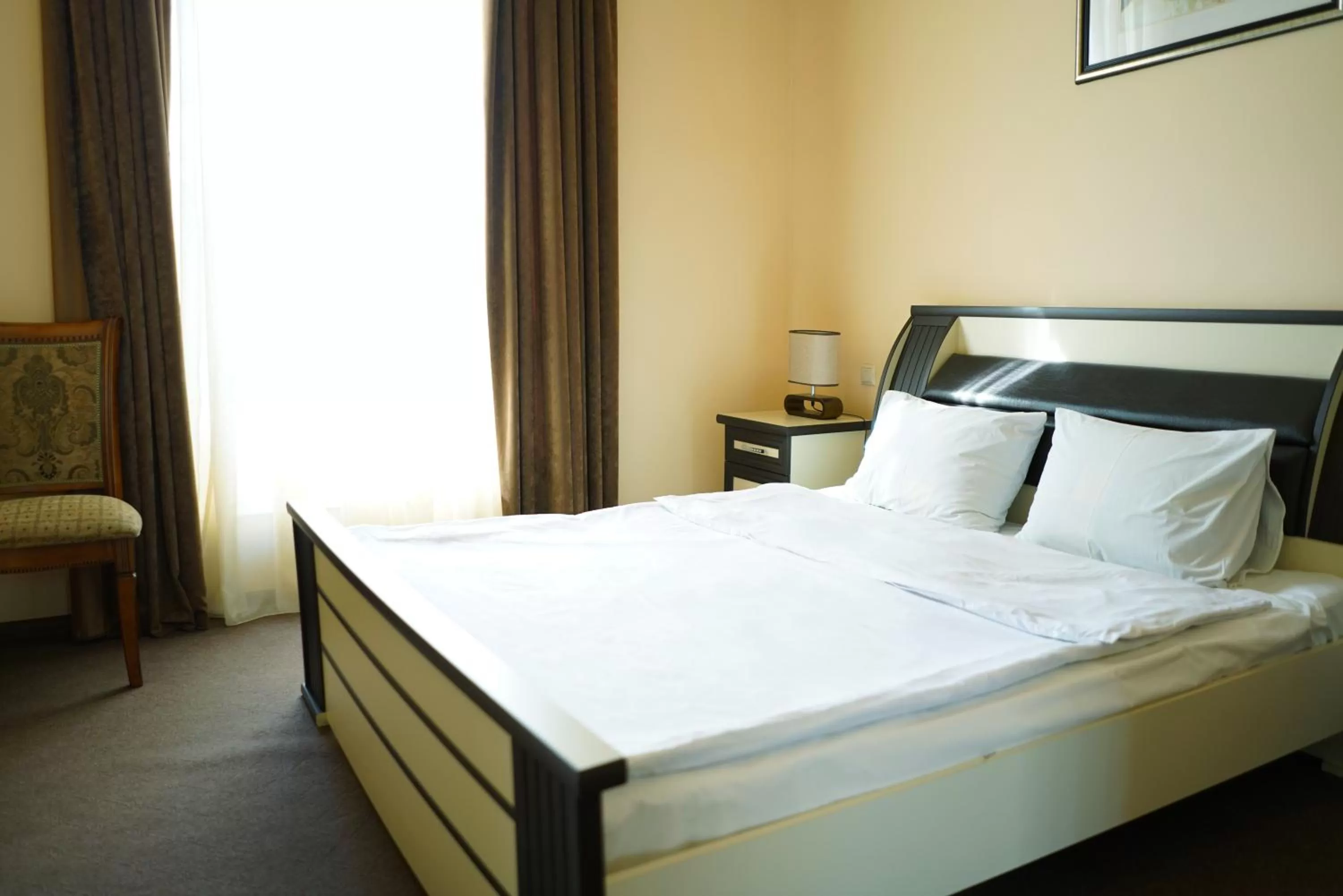 Bed in Elkoaparthotel