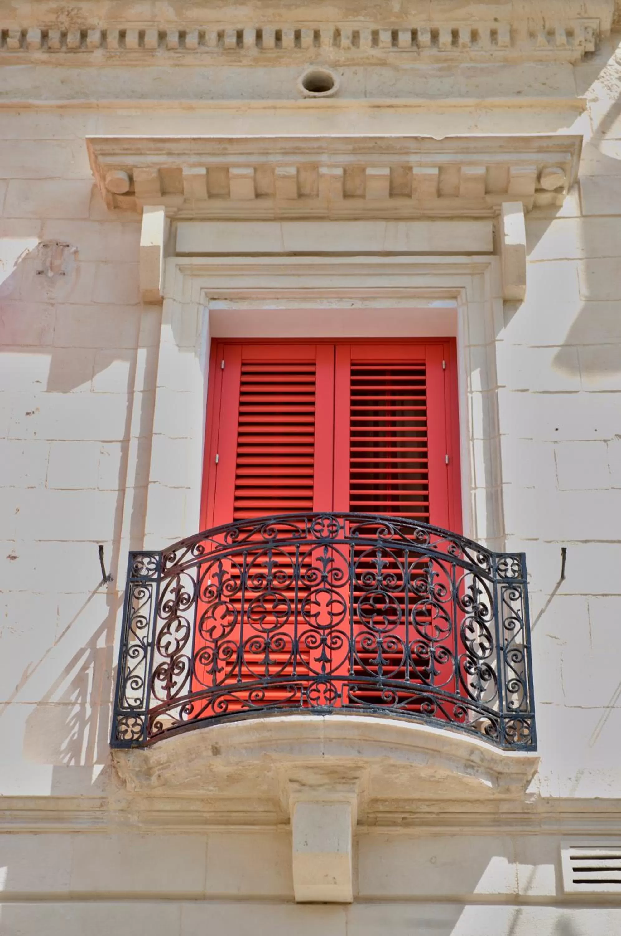 Facade/entrance in Palazzo Violetta