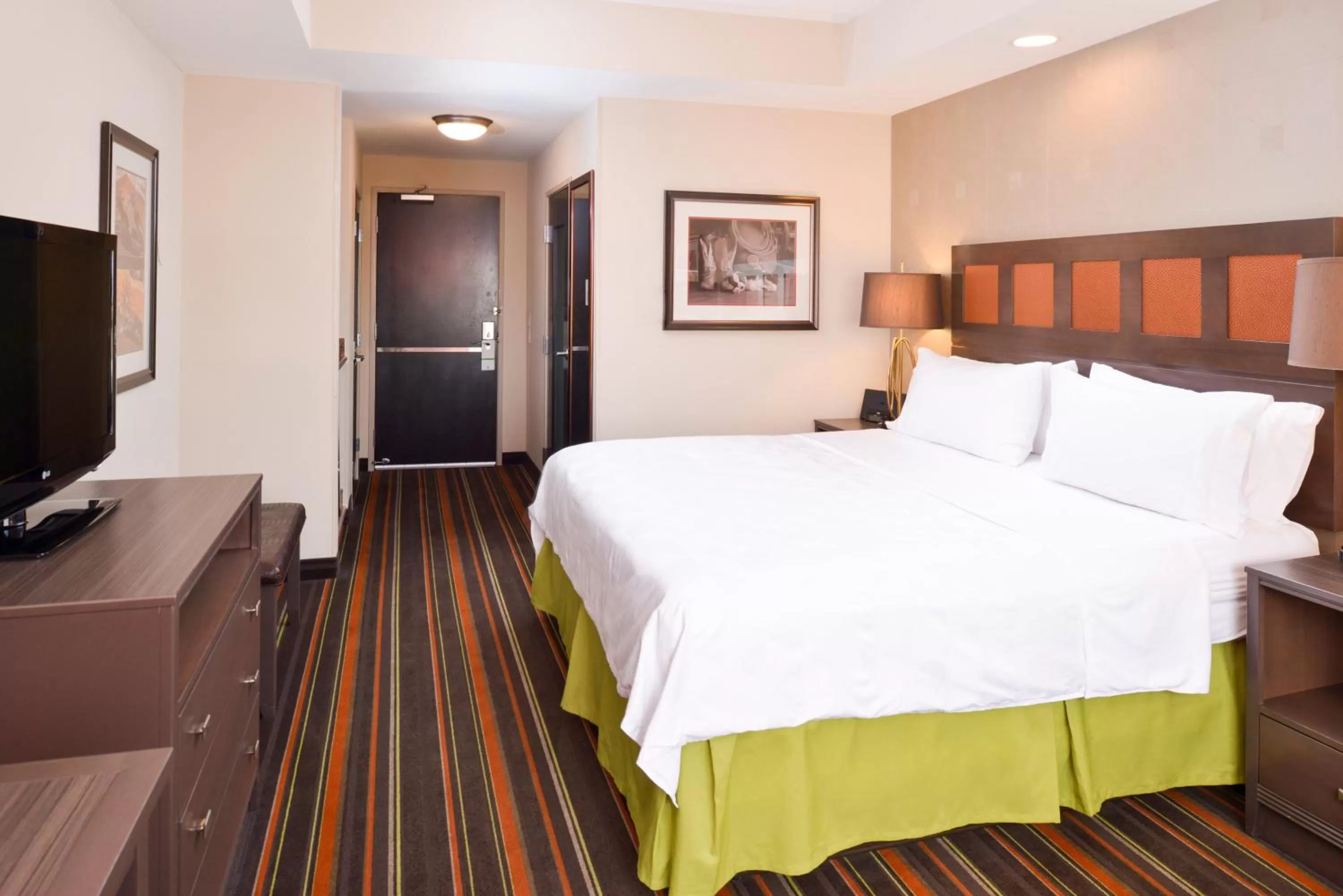 Photo of the whole room, Bed in The Holiday Inn Amarillo West Medical Center by IHG