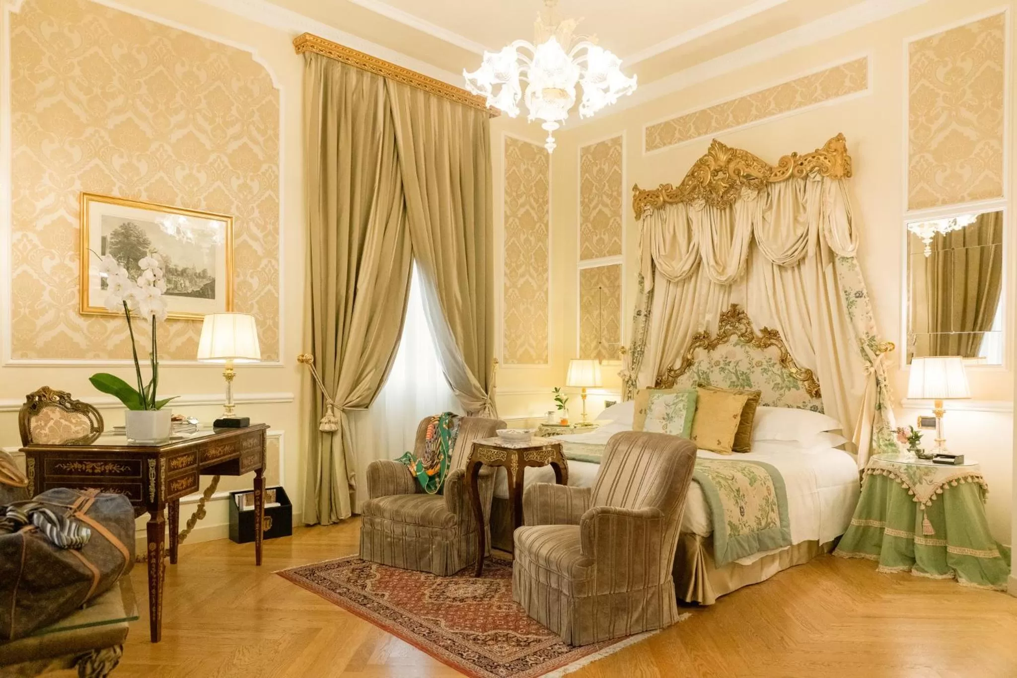 Photo of the whole room, Bed in Grand Hotel Majestic gia' Baglioni
