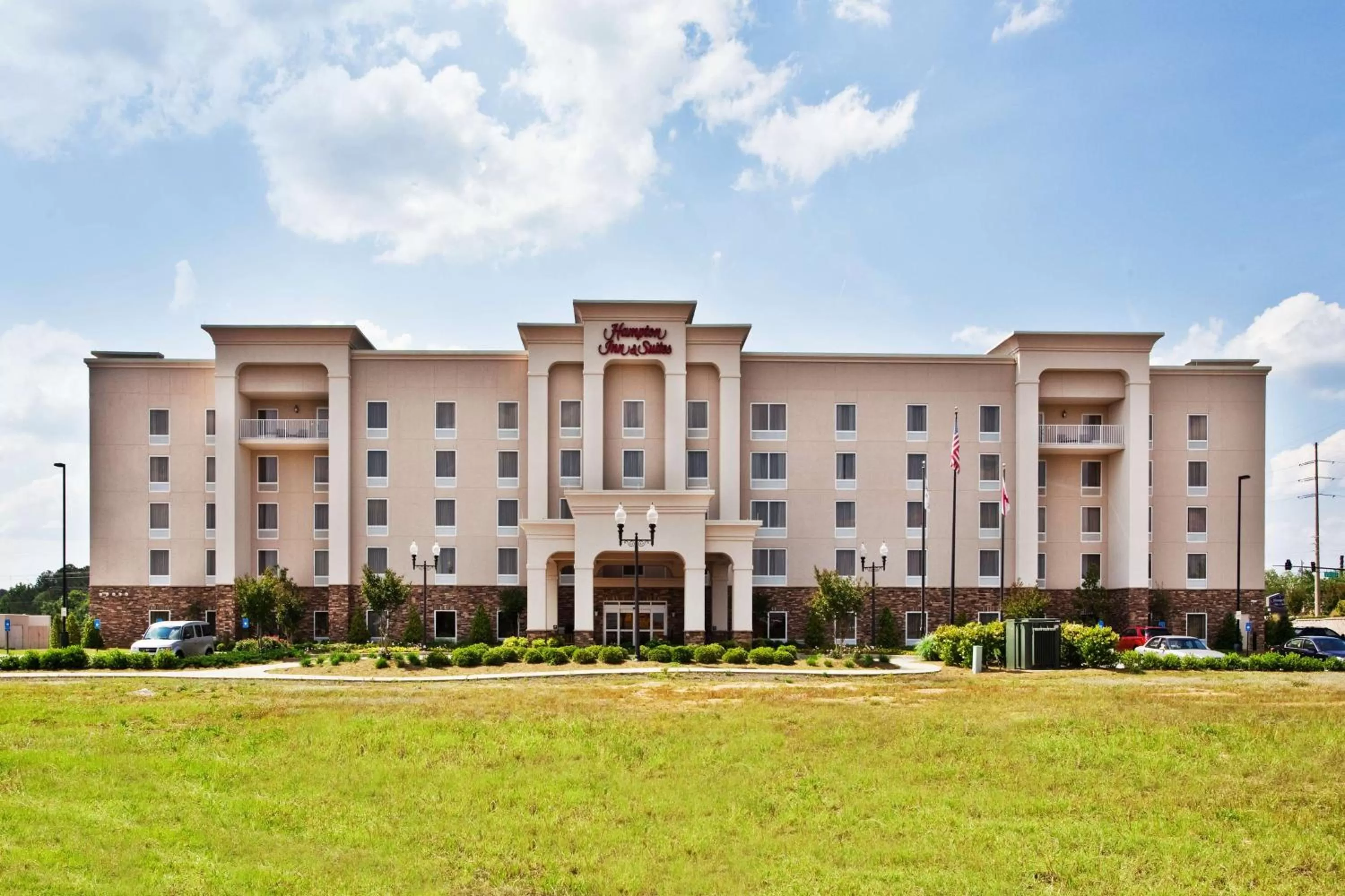 Property building in Hampton Inn & Suites Lanett/West Point
