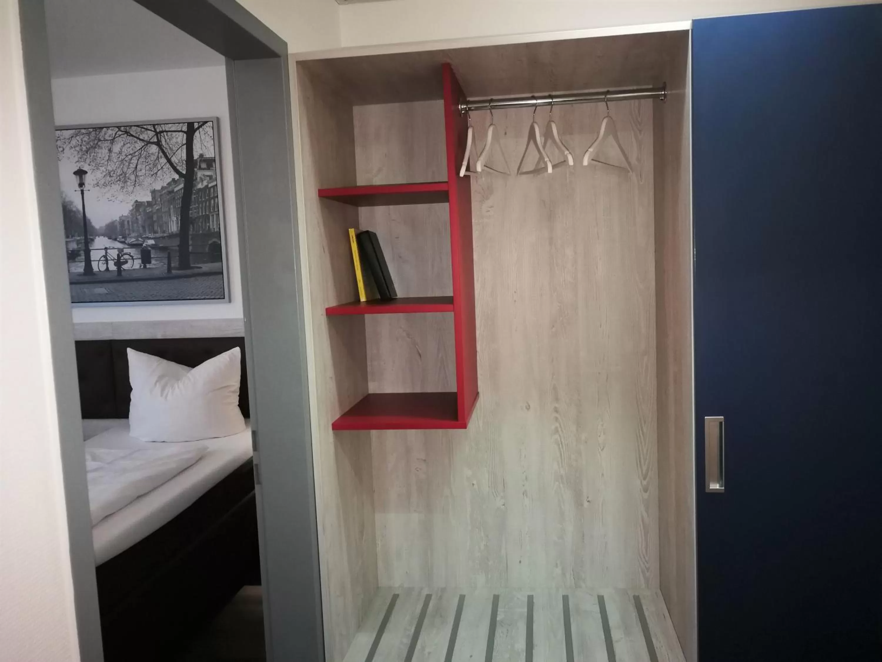 Bed in Hotel NEAR BY