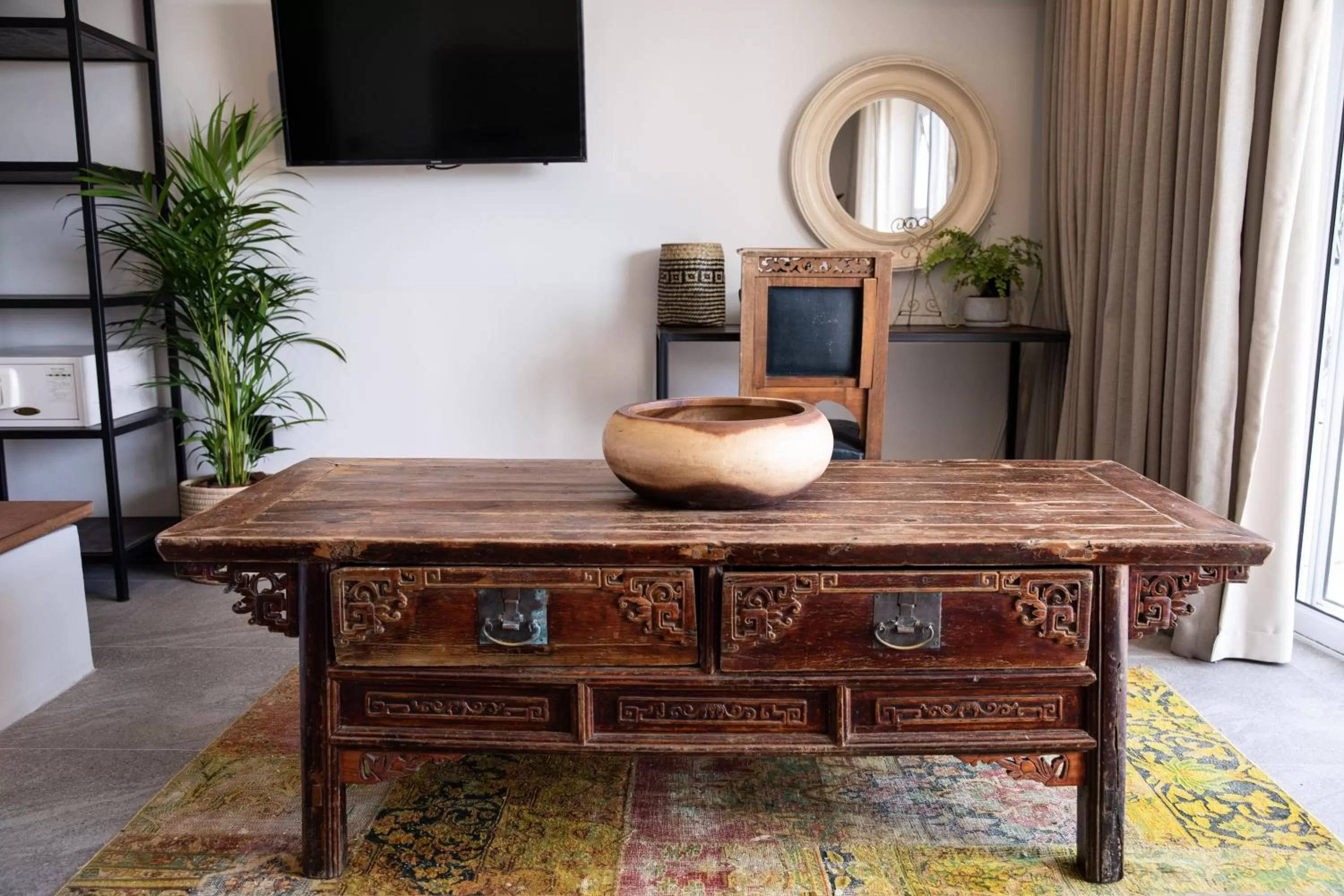 TV and multimedia in Sea Castle Hotel Camps Bay