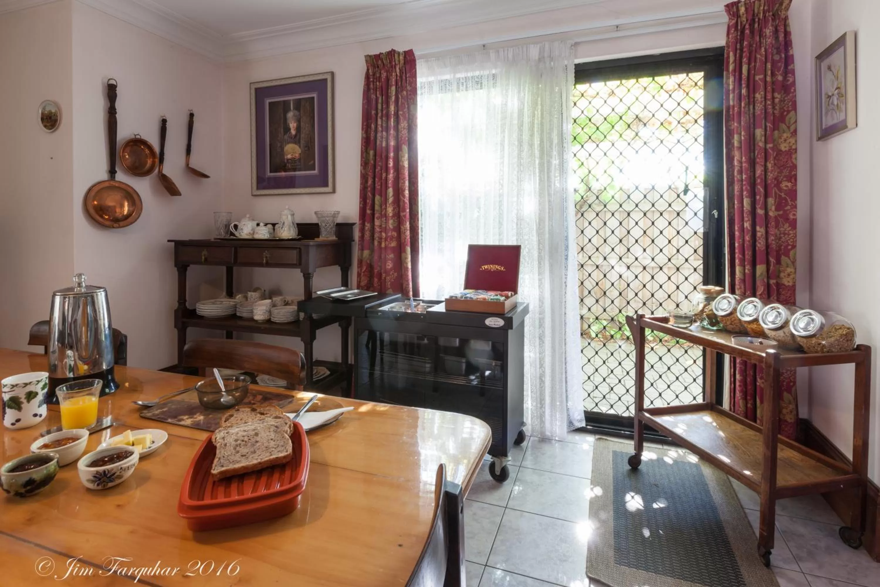 Continental breakfast in Aarn House B&B Airport Accommodation