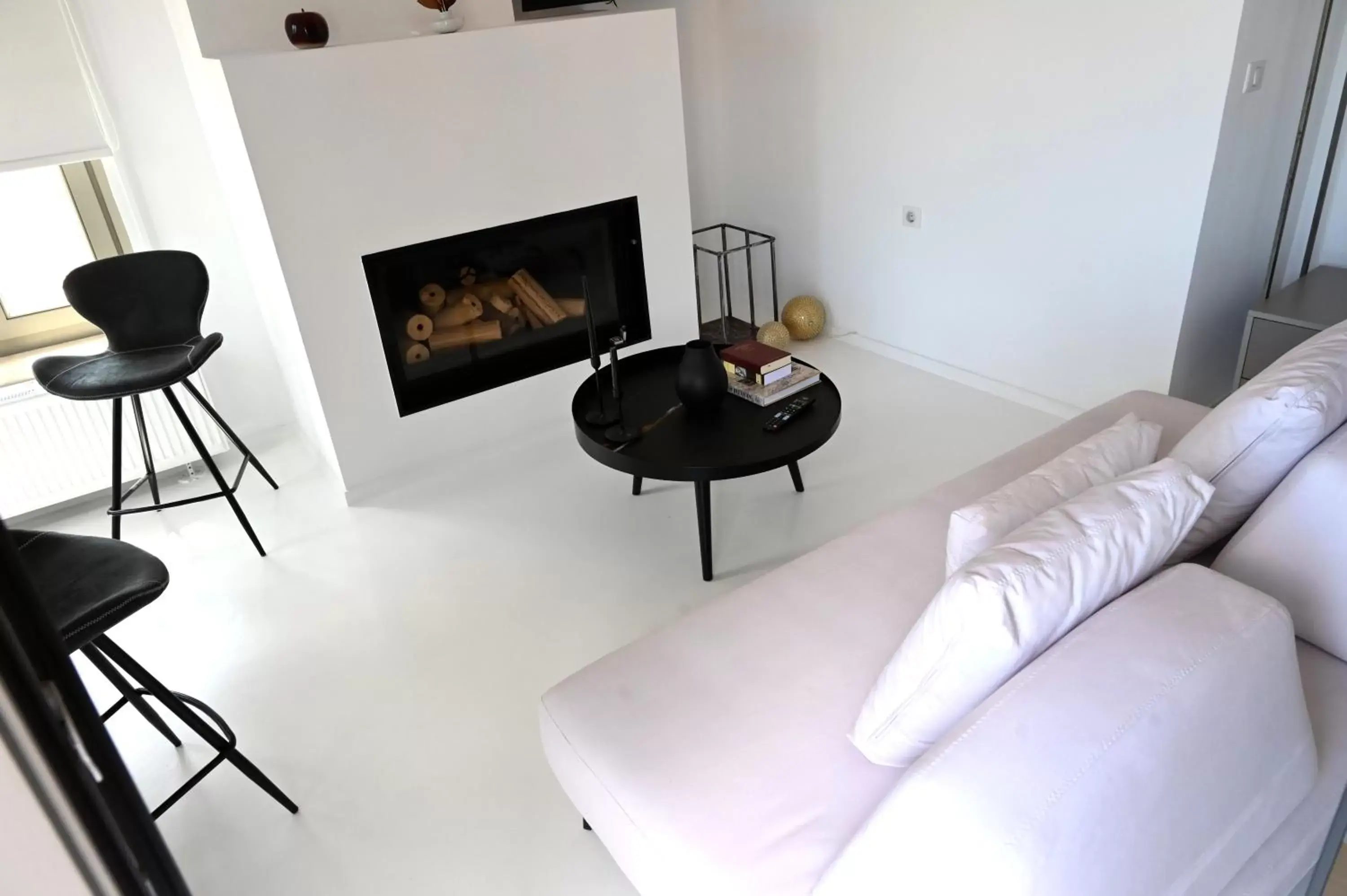 Queen Suite with Spa Bath in Clocktower Luxury Suites Queen Suite with Spa Bath in Clocktower Luxury Suites