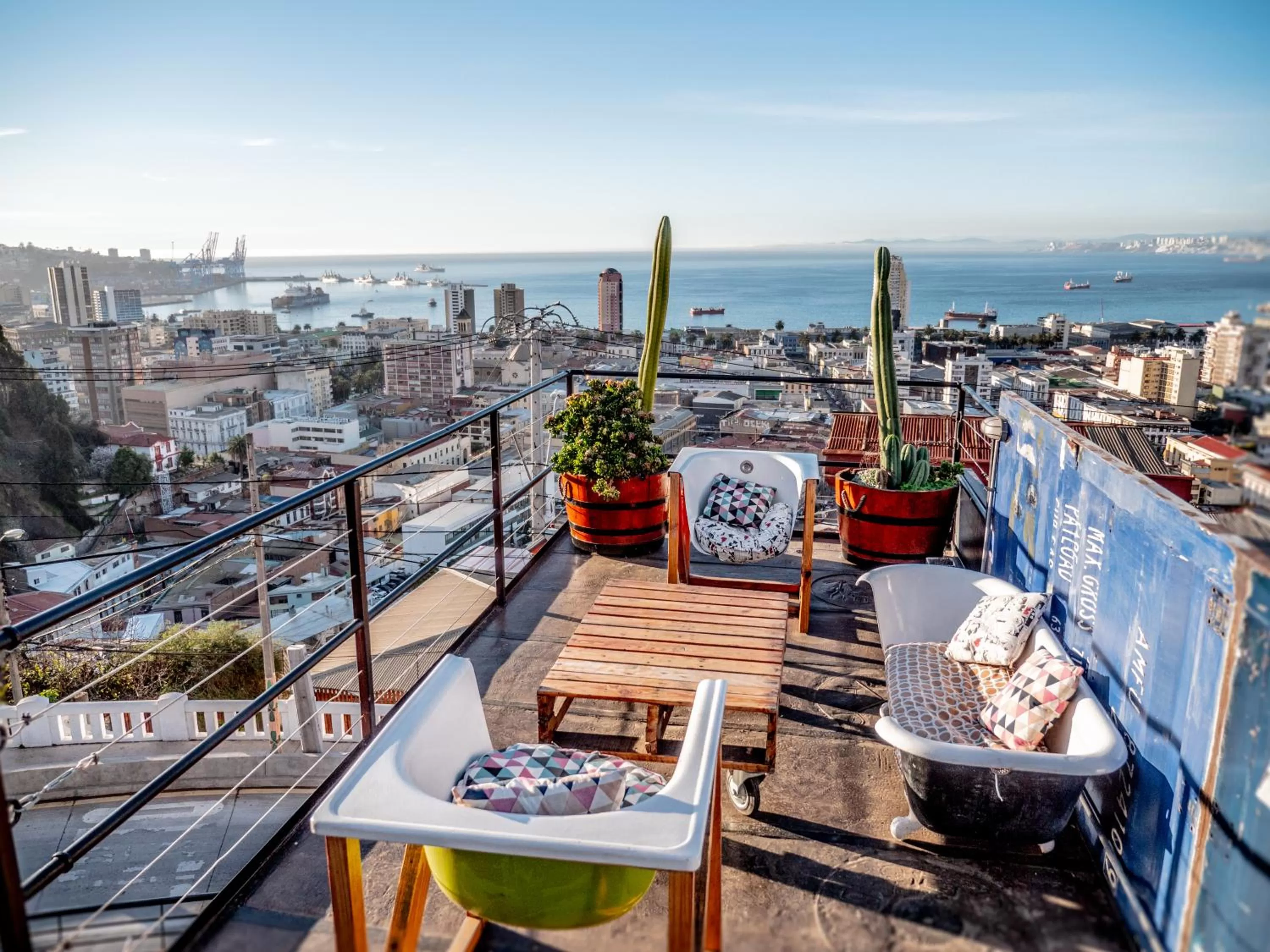 City view in Hotel Winebox Valparaiso