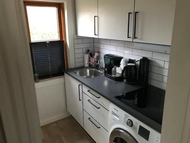 Kitchen/Kitchenette in Ikast Bed & No Breakfast