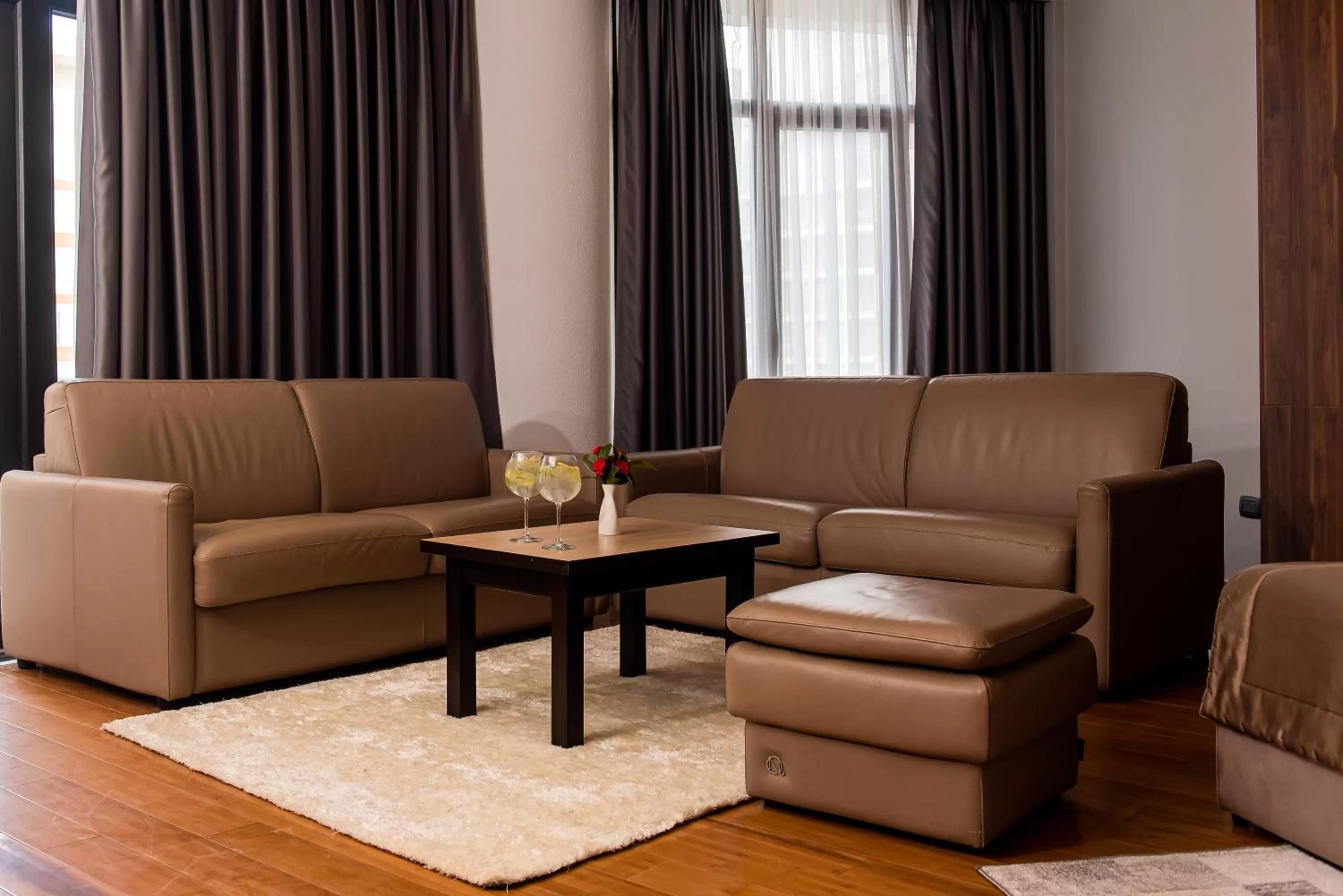 Seating Area in Deluxe & Executive SPA by Rafaelo