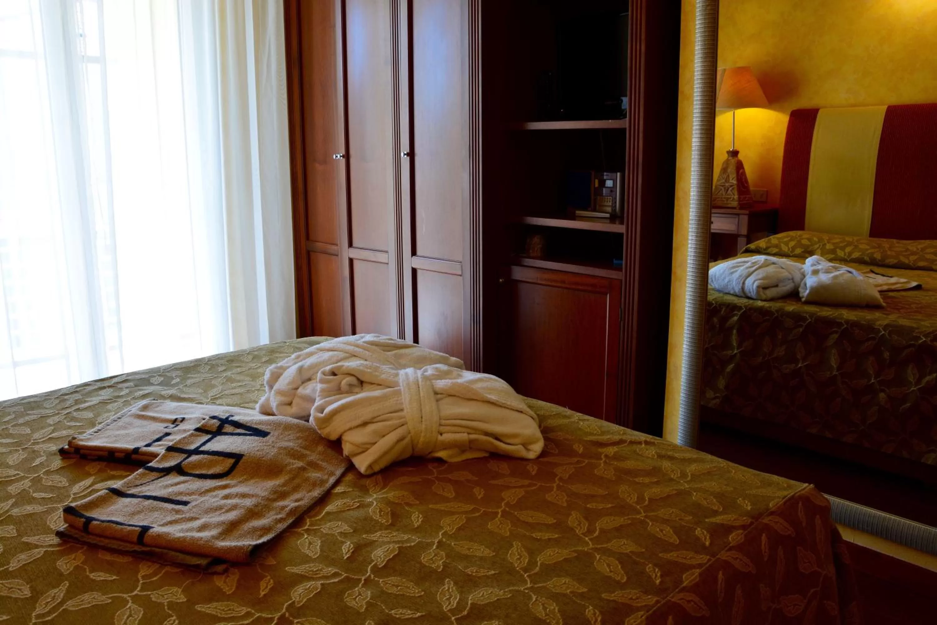 Bedroom, Bed in AmbientHotels Panoramic