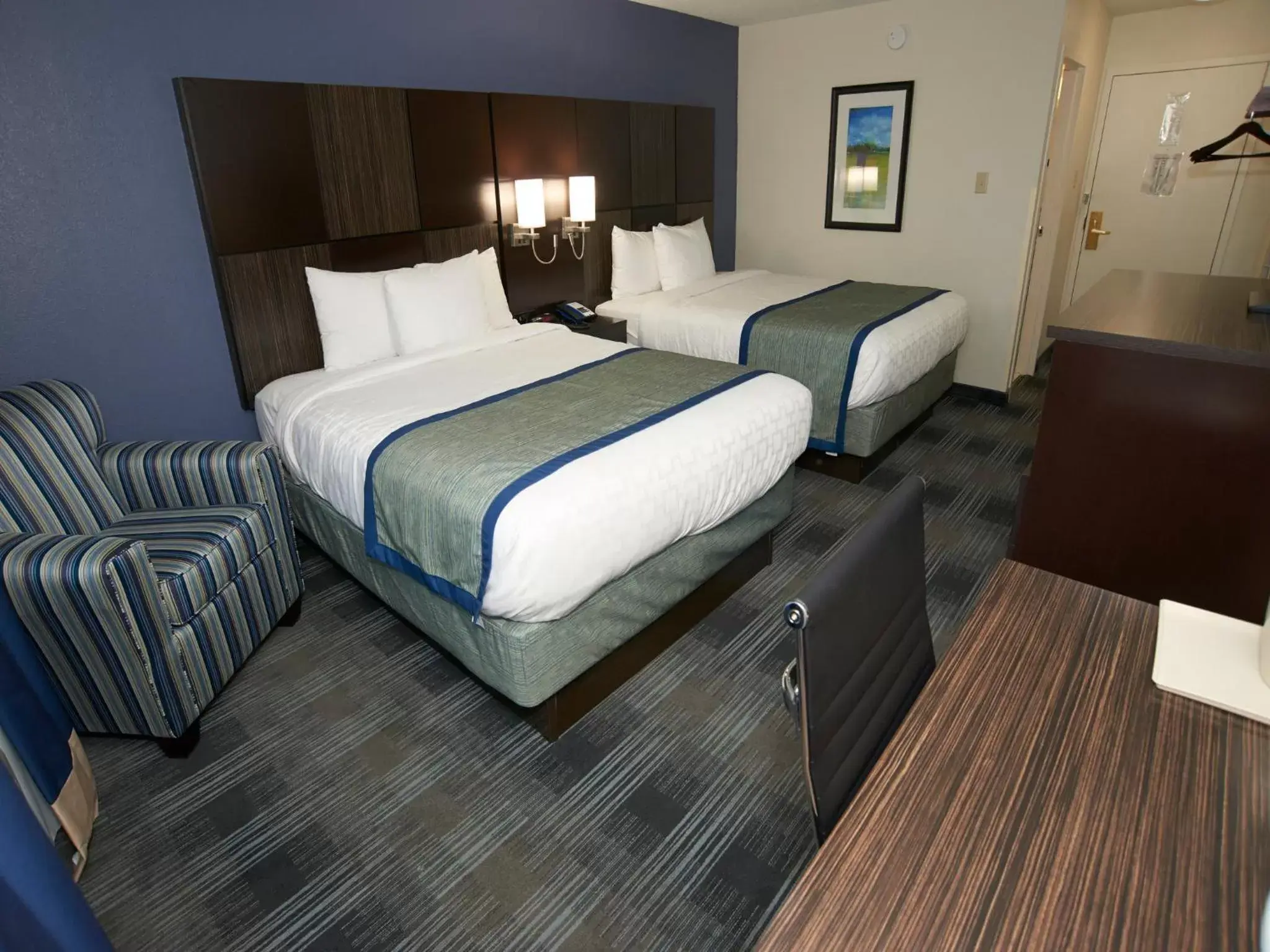 Standard Queen Room with Two Queen Beds in Falmouth Inn Standard Queen Room with Two Queen Beds in Falmouth Inn