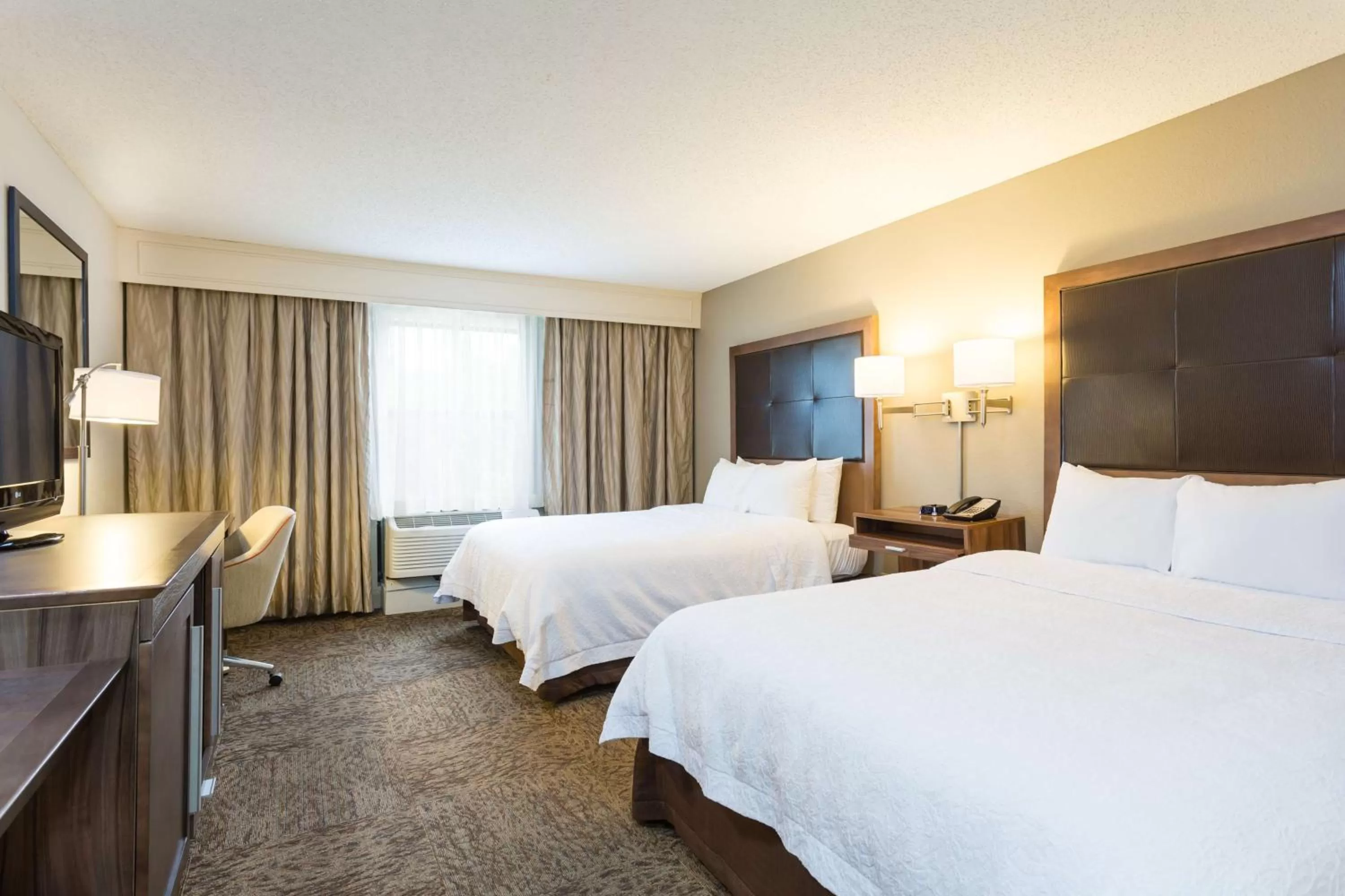 Bed in Hampton Inn Havelock