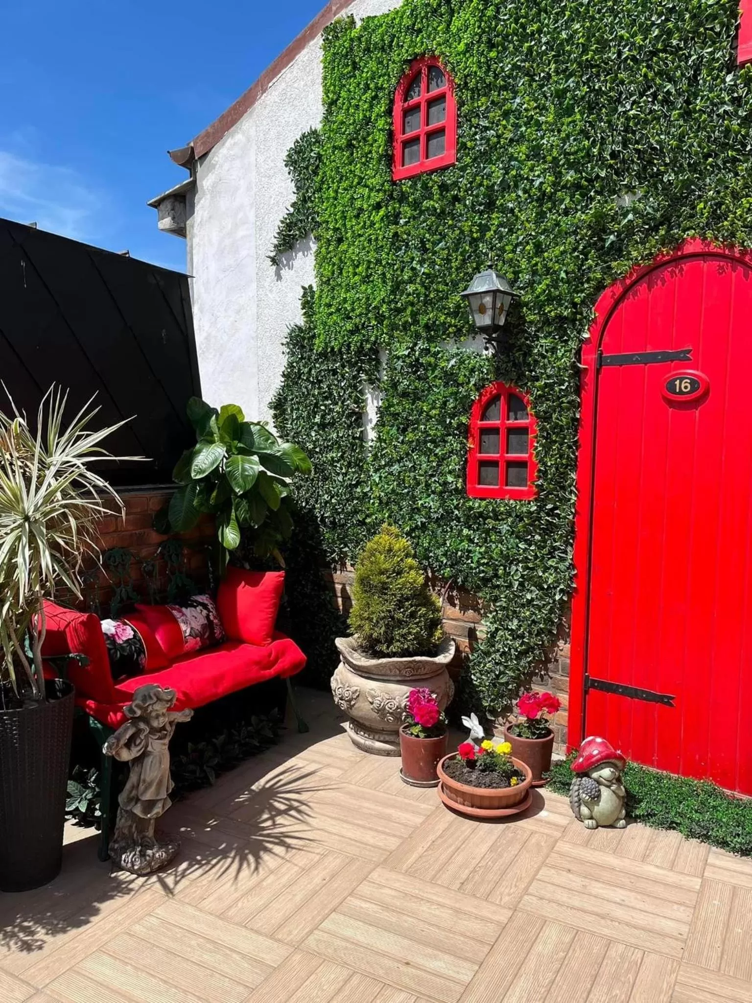 Property Building in Belle Epoque Boutique (Adult Only)