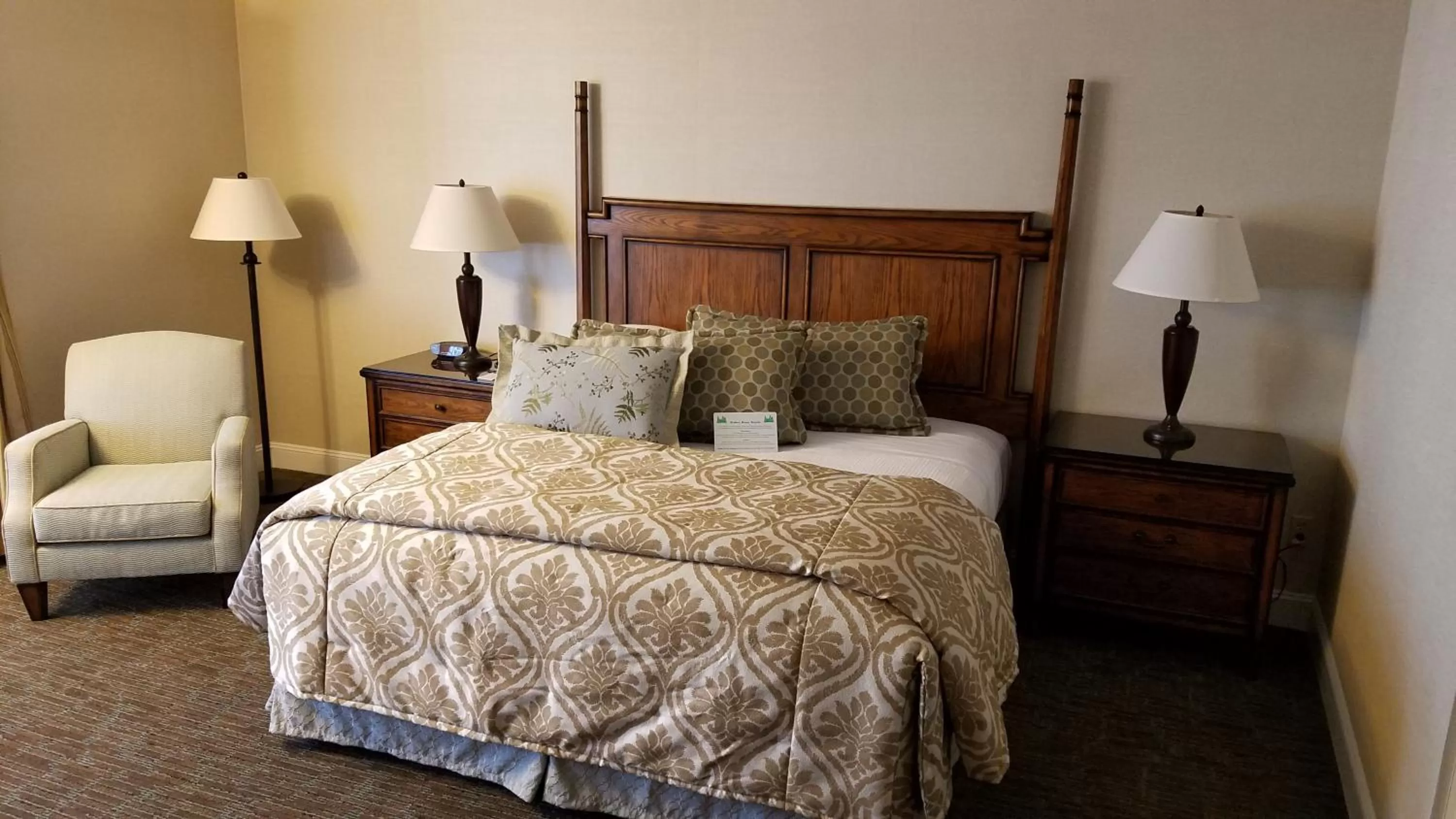 Bedroom, Bed in Chelsea Inn