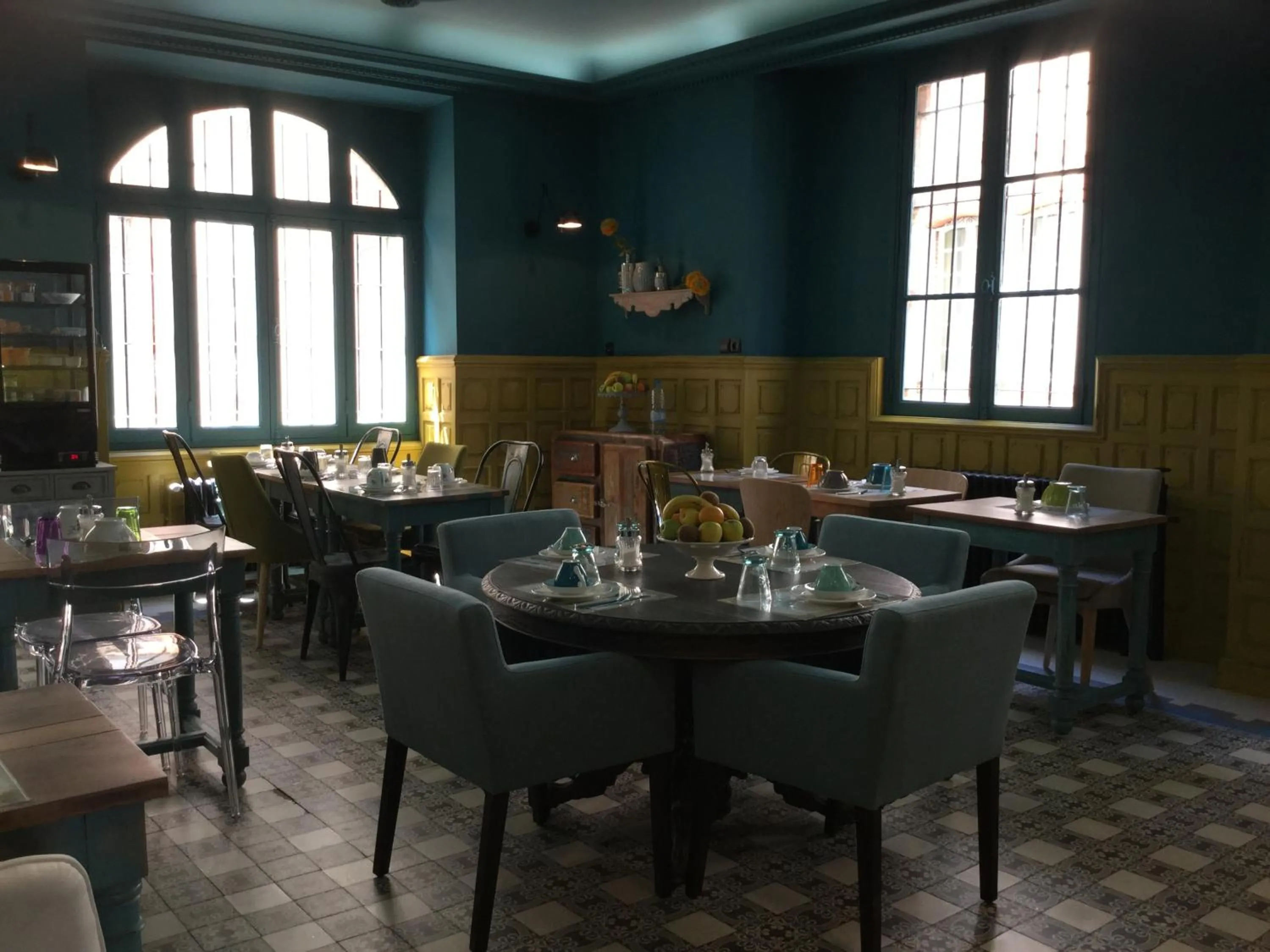 Restaurant/places to eat in Hôtel du Commerce