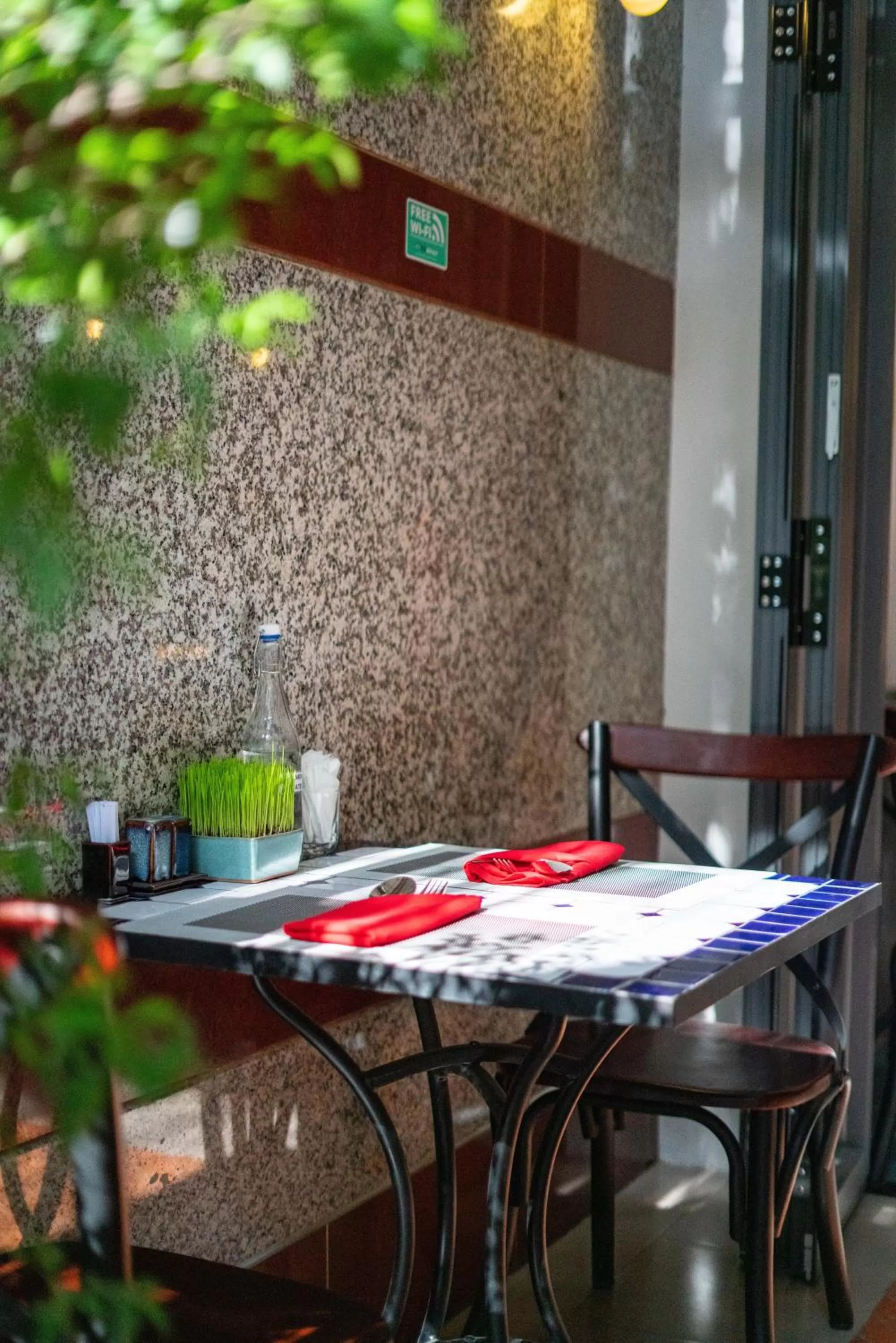 Restaurant/places to eat in Little Saigon Boutique Hotel