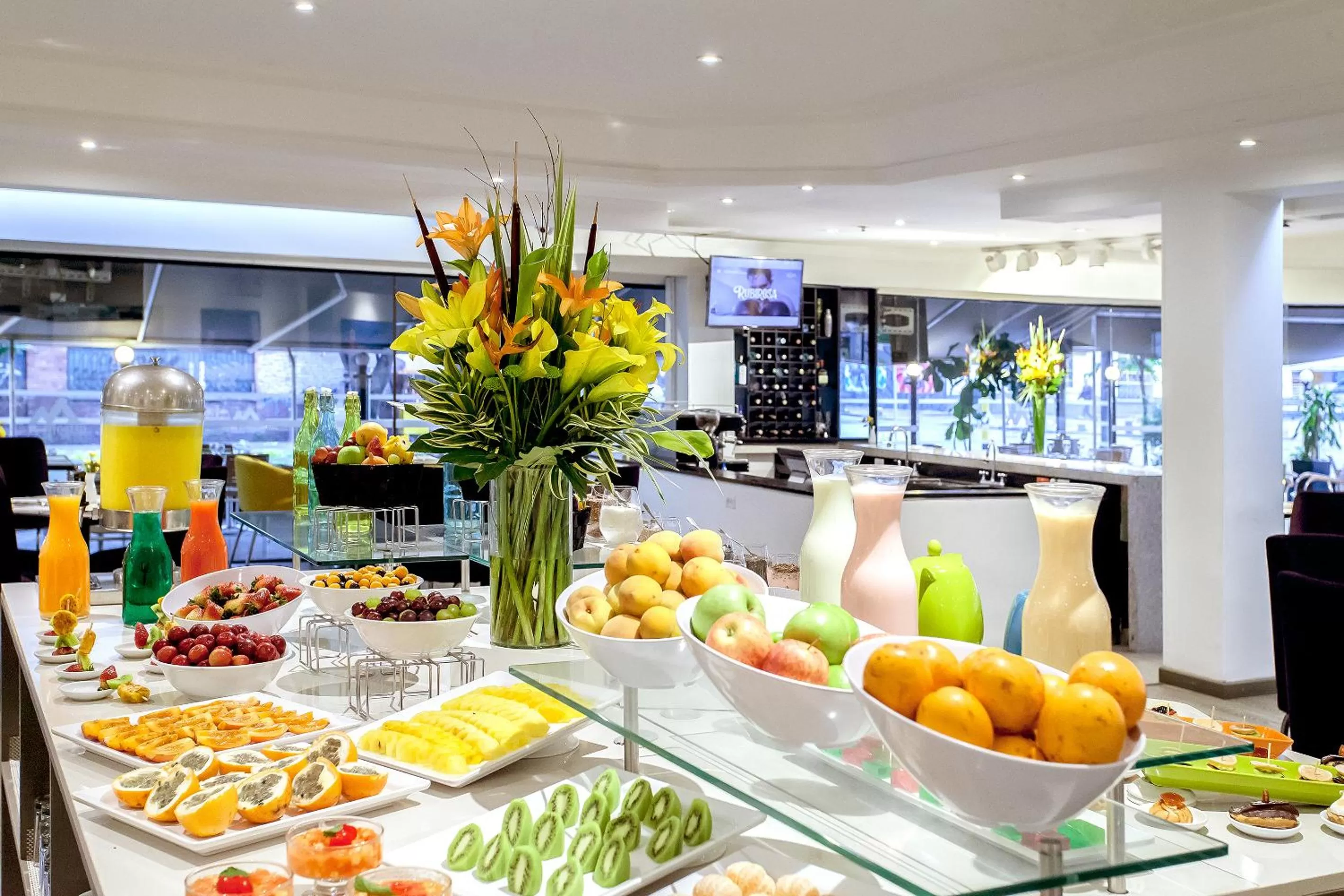 Staff in Radisson Bogota Metrotel