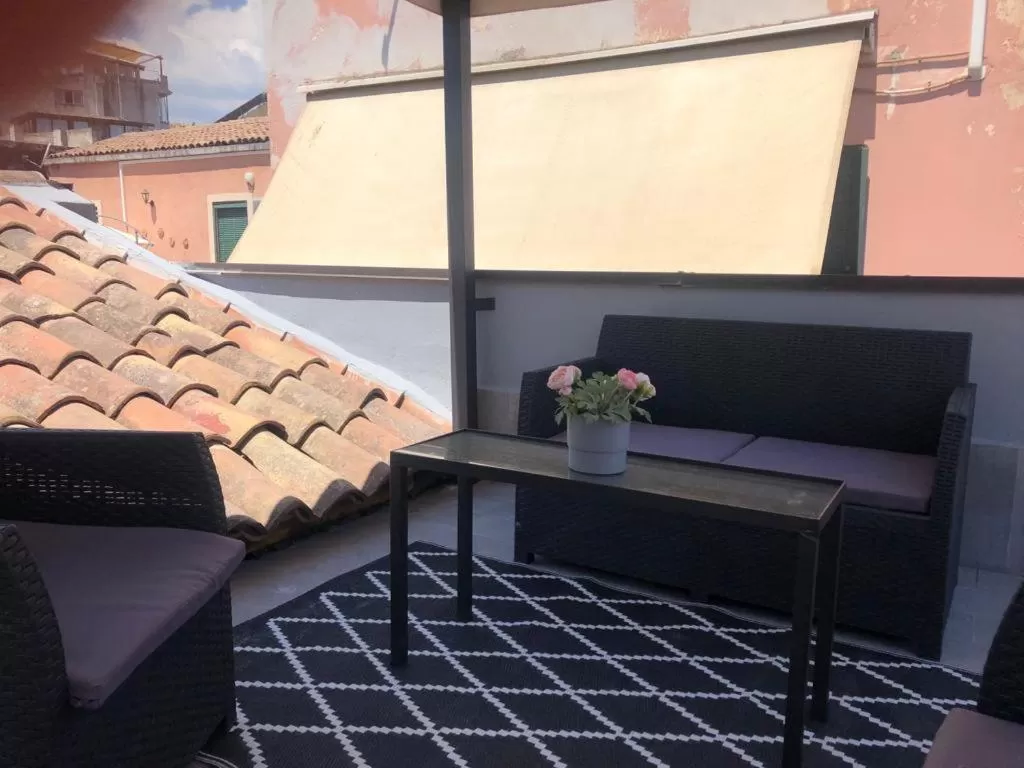 Balcony/Terrace, Seating Area in Narciso boutique apartment