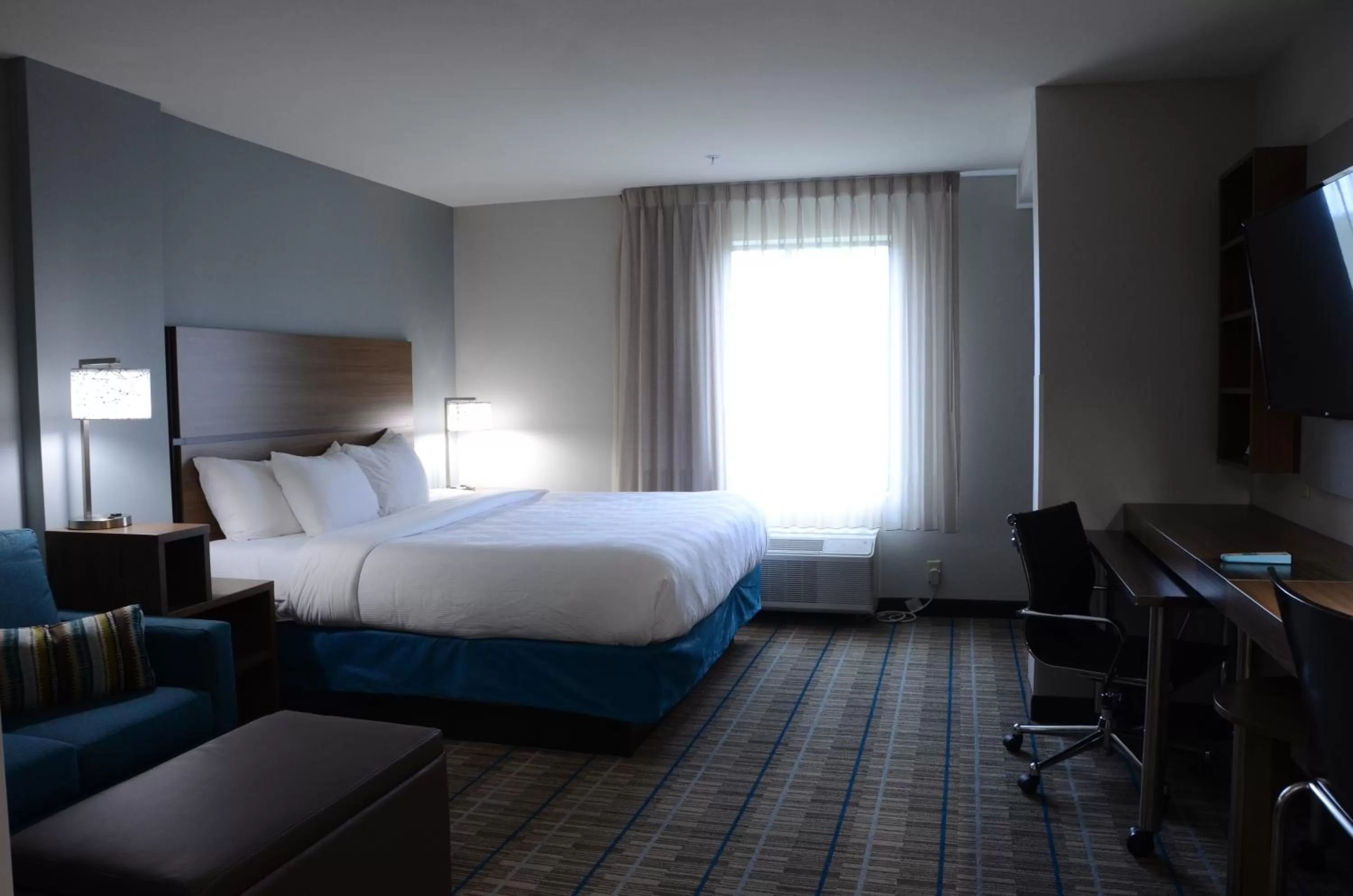 Photo of the whole room in MainStay Suites Bowling Green North