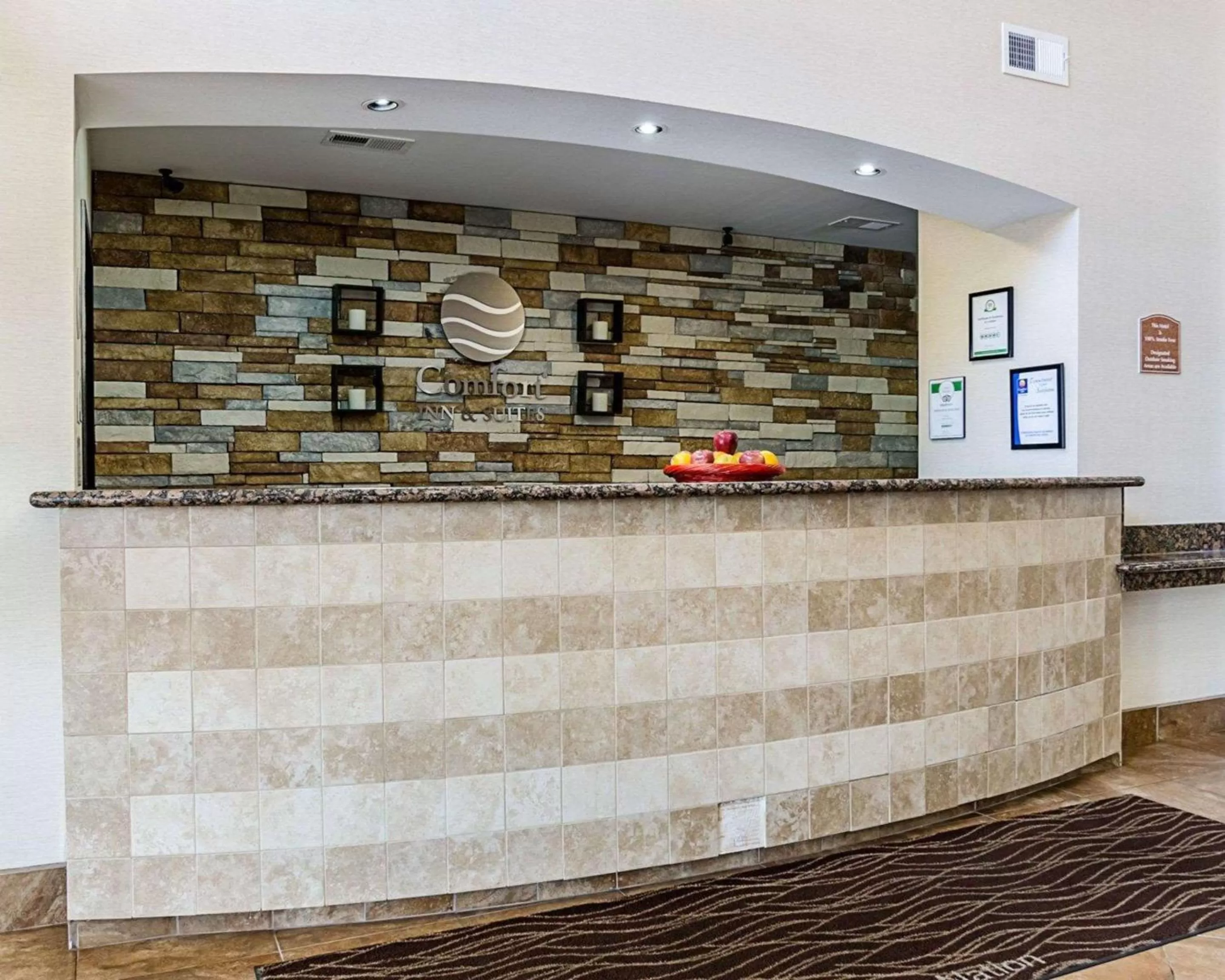 Lobby or reception in Comfort Inn & Suites Lawrence - University Area