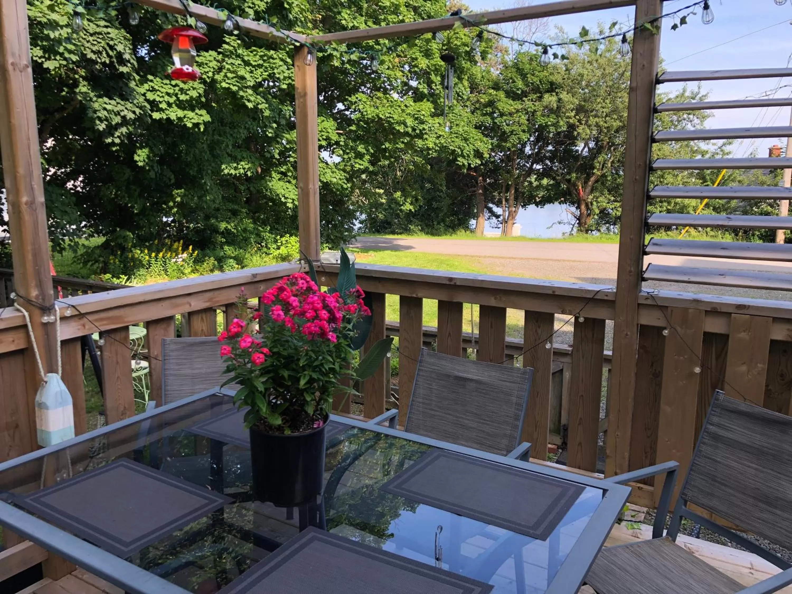 Property building, Pool View in Pleasant Street Inn