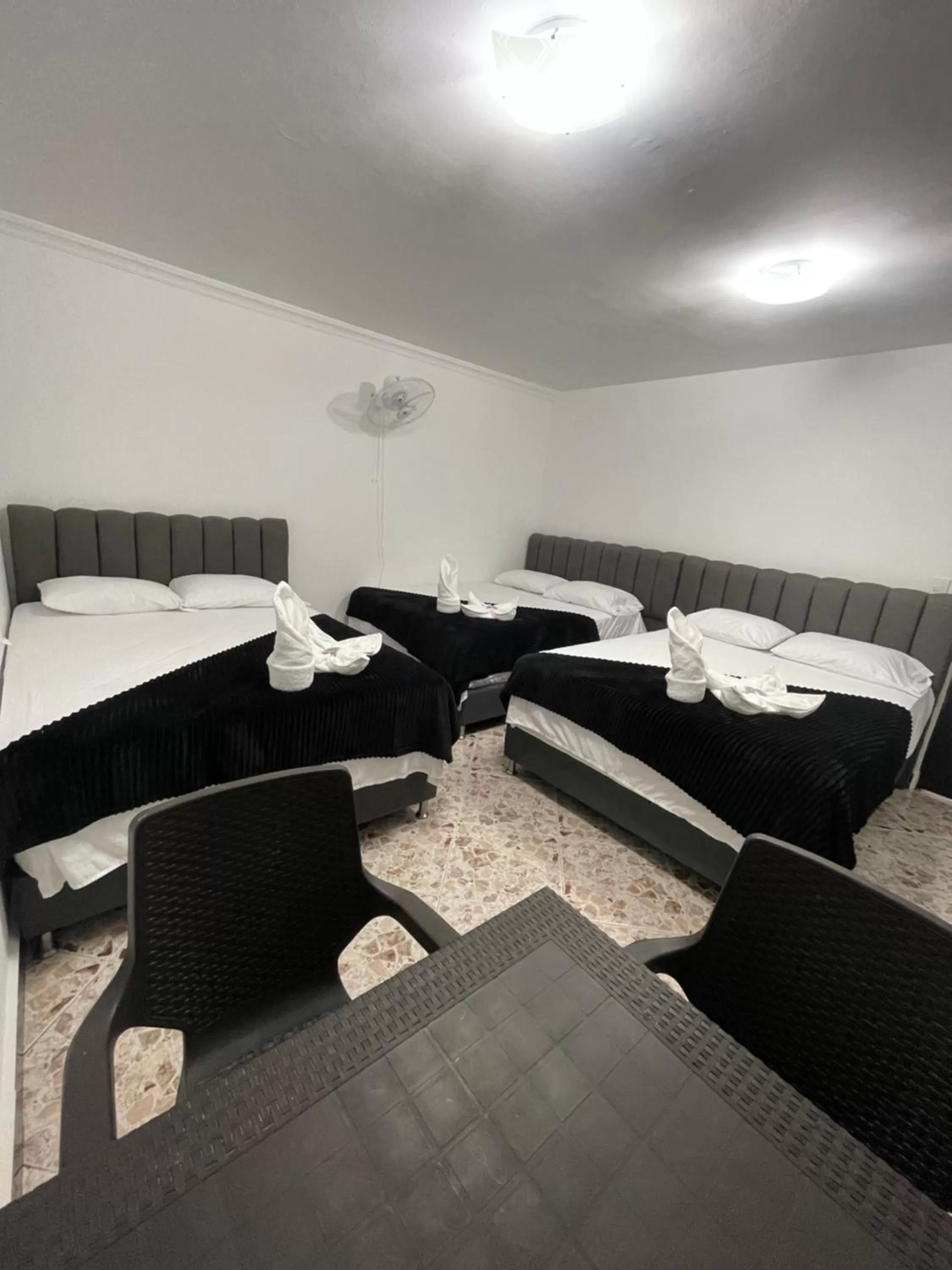 Bed in Hotel De León Estadio