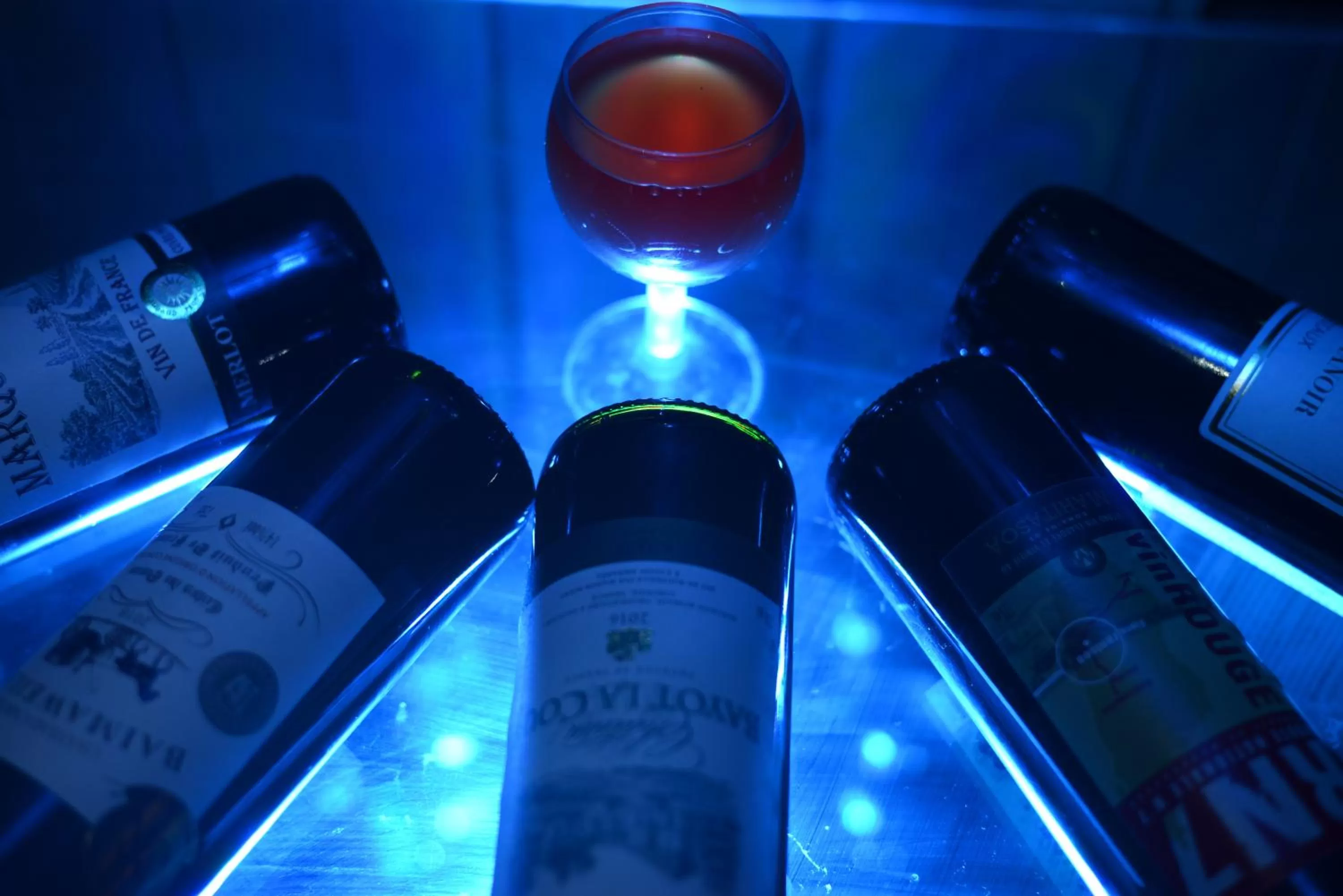 Property building, Drinks in Hotel Le Relais Normand