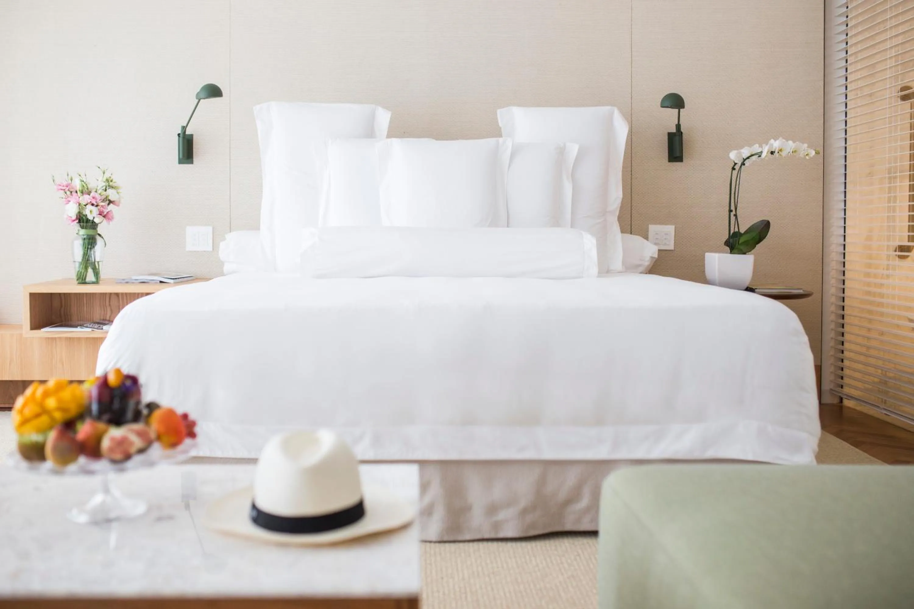 Photo of the whole room, Bed in Emiliano Rio