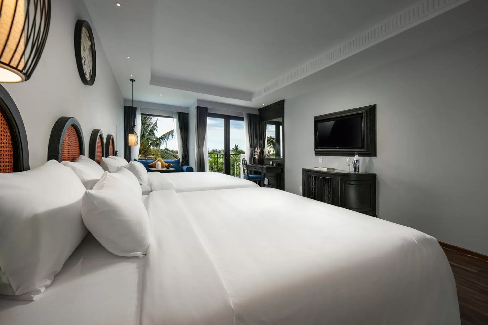 Property building, Bed in Shining Riverside Hoi An Boutique & Spa