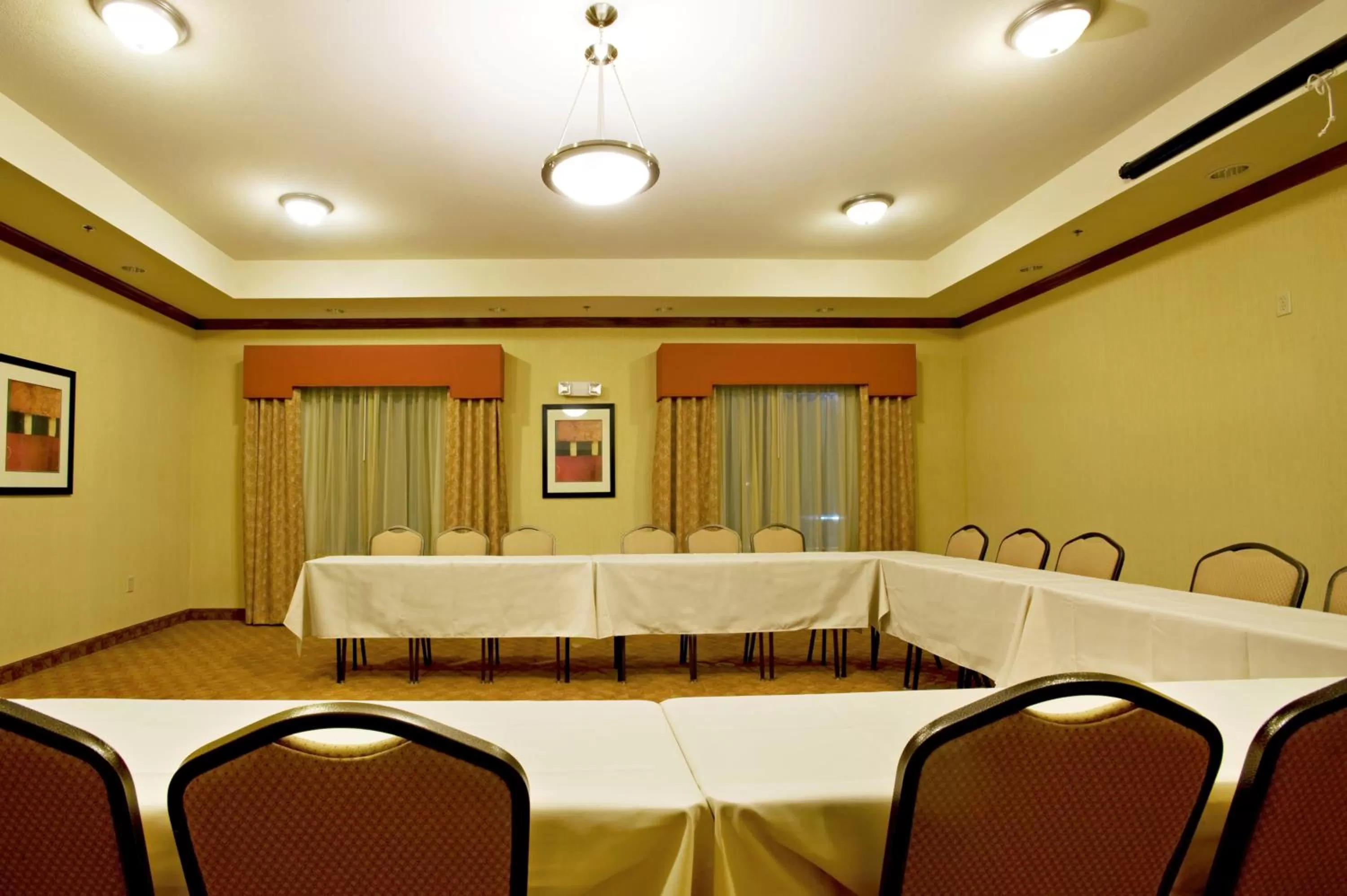 Meeting/conference room in Holiday Inn Express Sweetwater by IHG