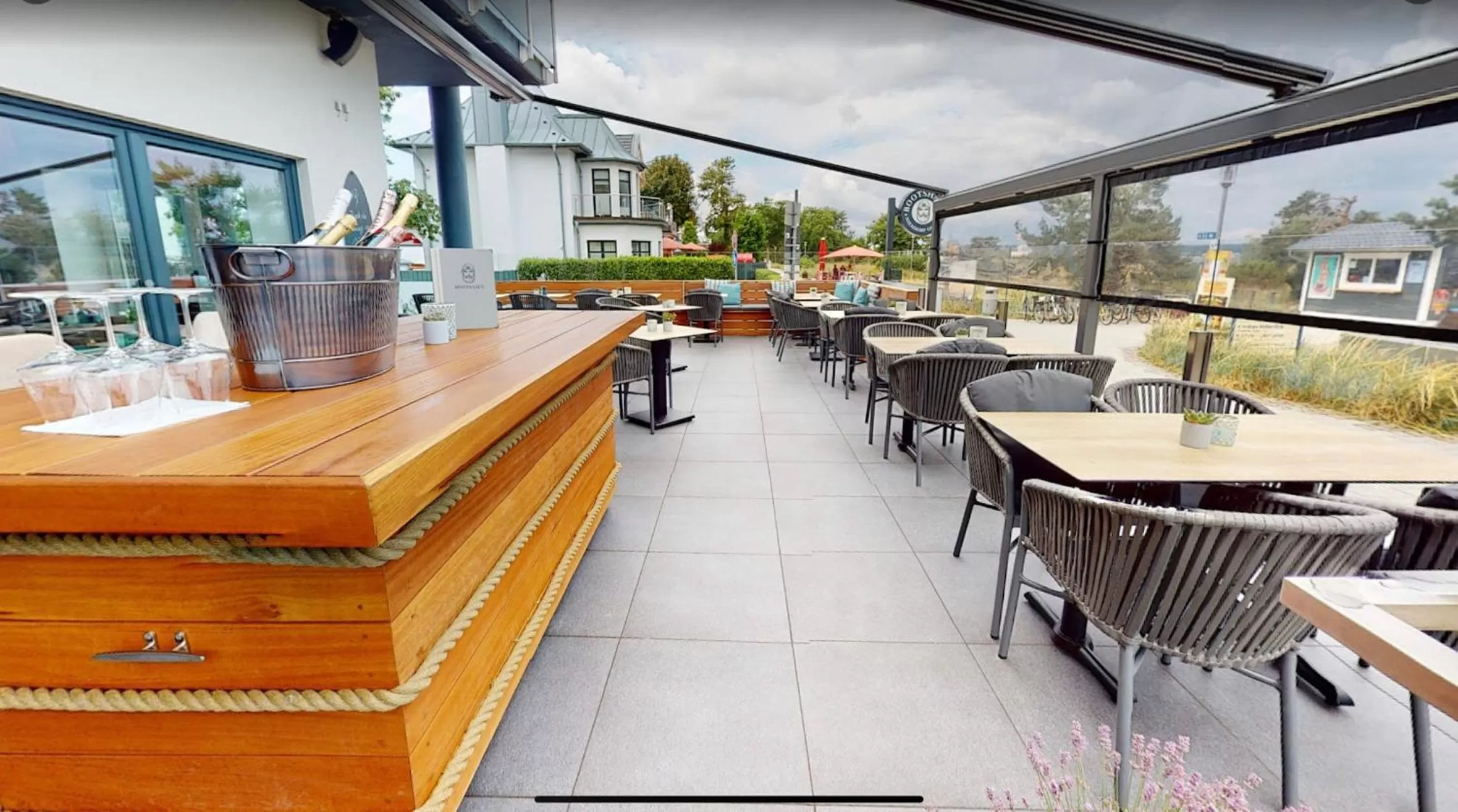 Restaurant/places to eat in Seaside-Strandhotel