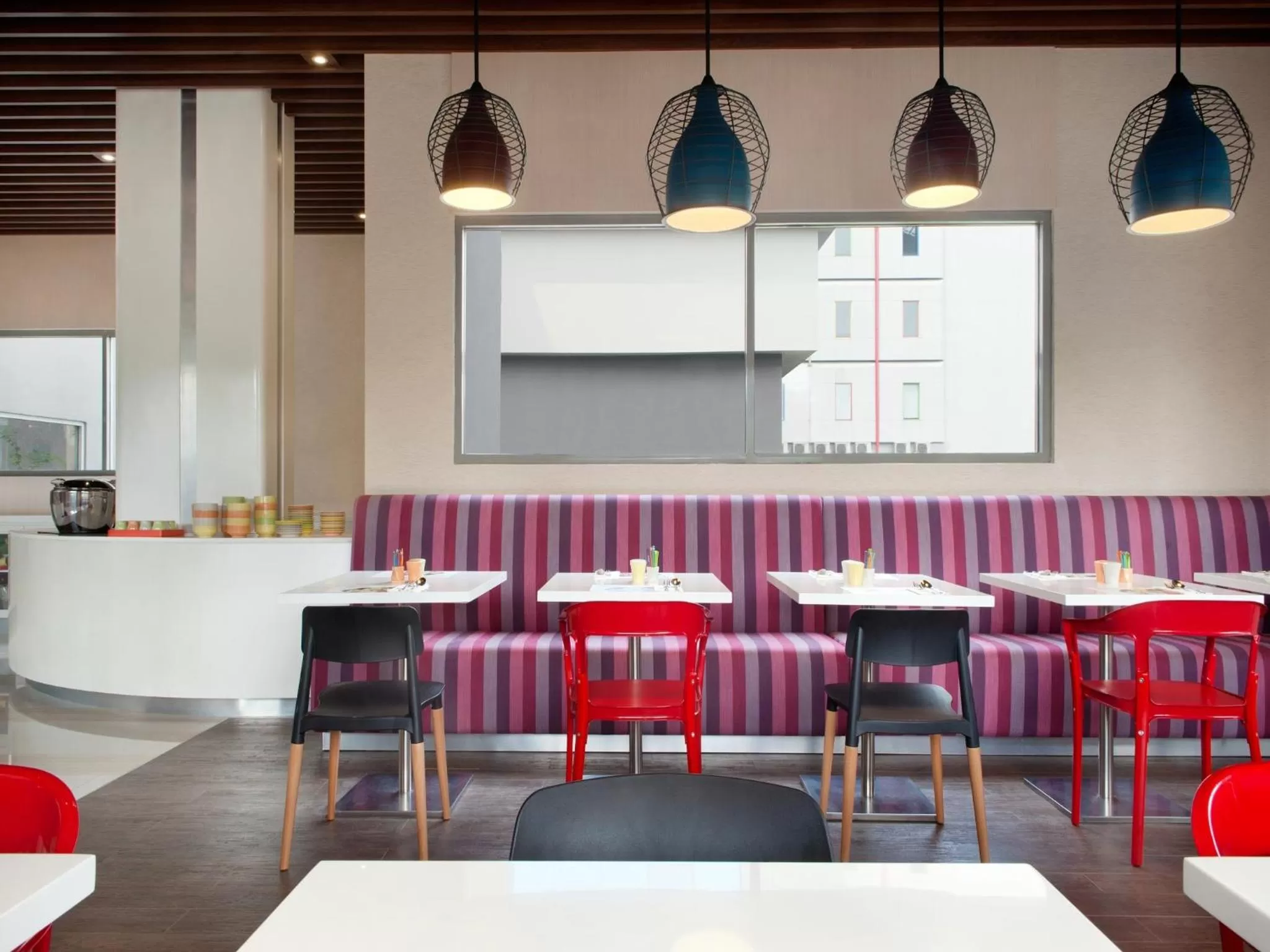 Restaurant/places to eat in Ibis Styles Jakarta Airport