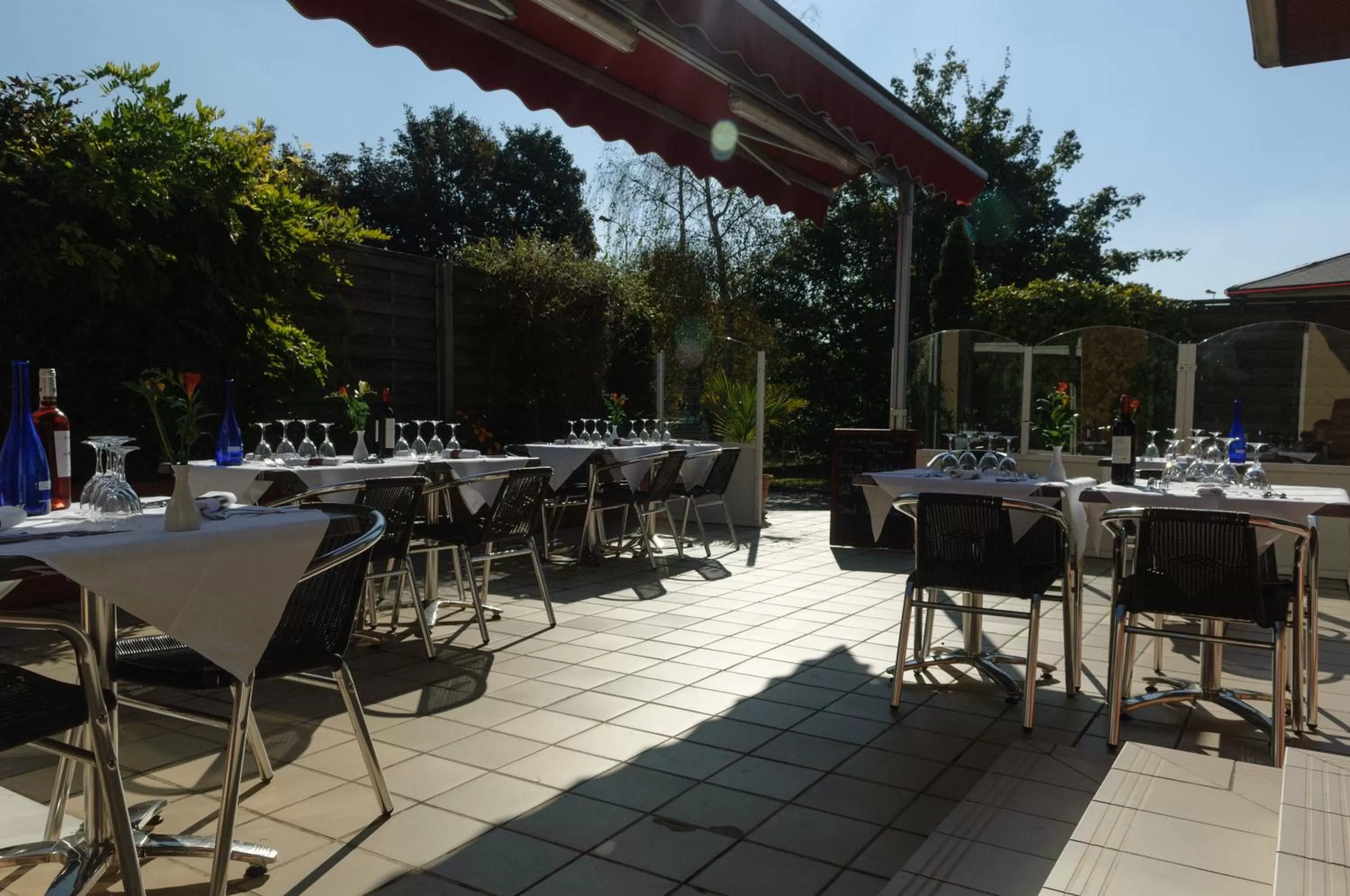 Restaurant/places to eat in Hostellerie Saint Vincent Beauvais Aeroport