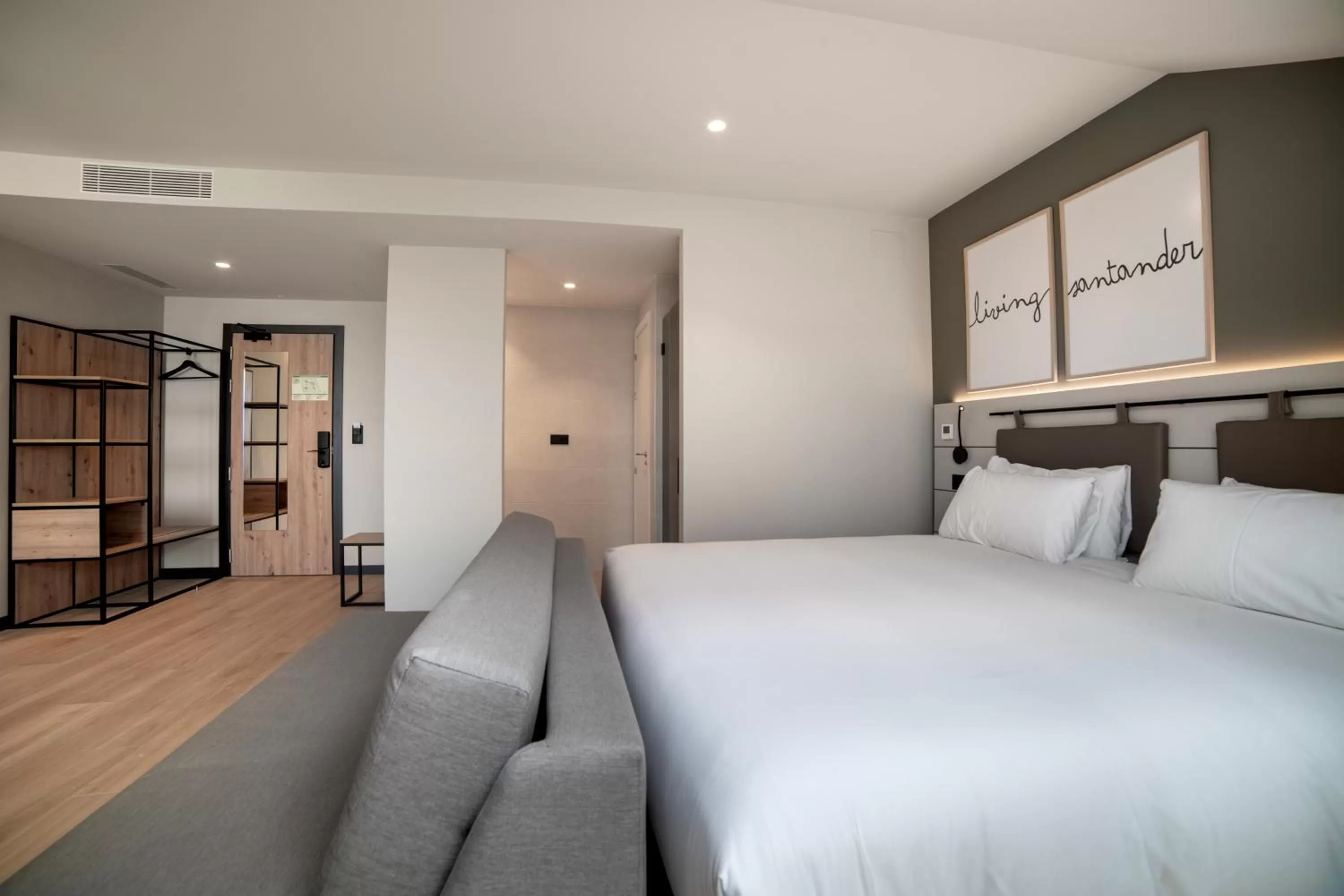 Photo of the whole room, Bed in Hotel Bed4U Santander