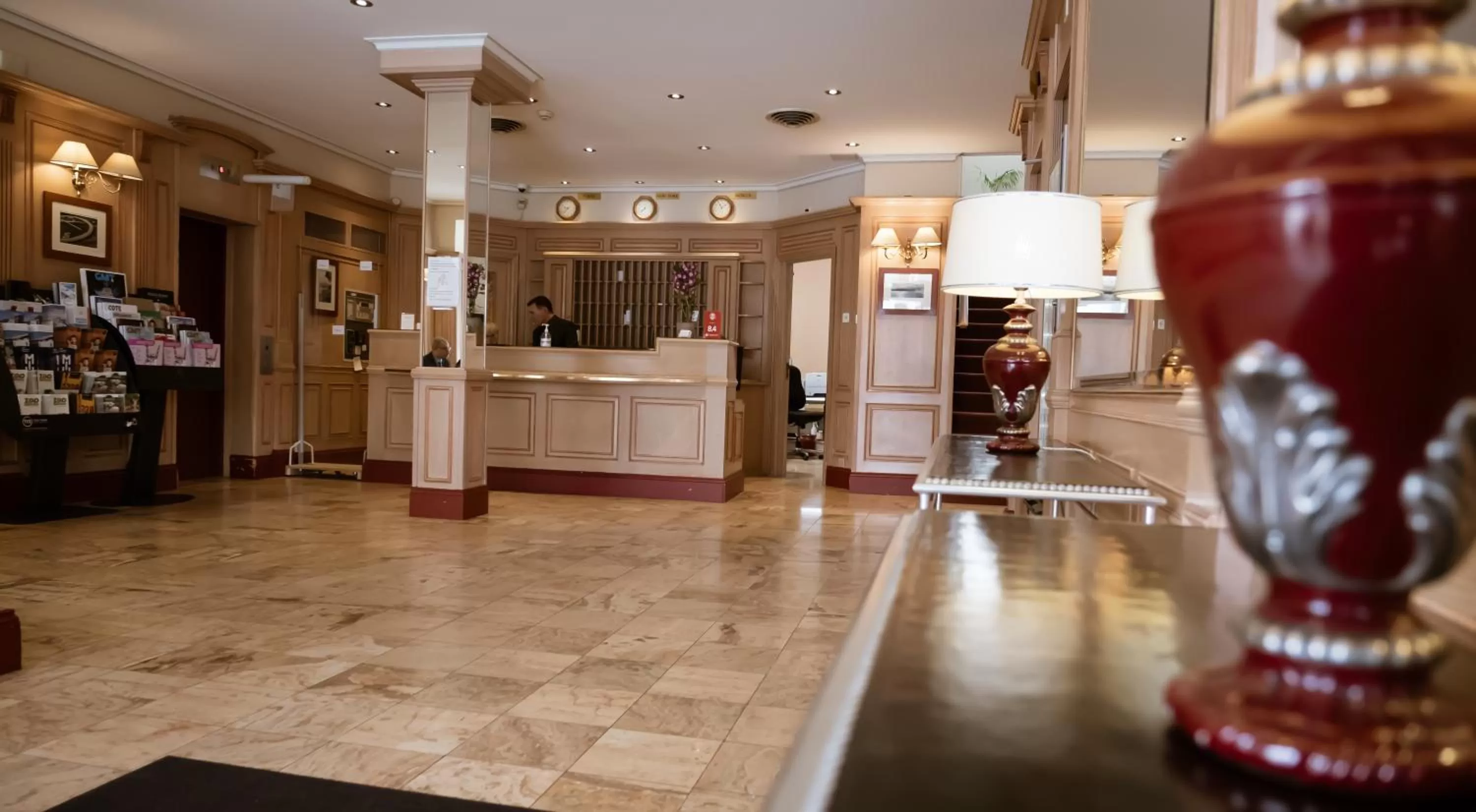 Lobby or reception in Hôtel Astoria