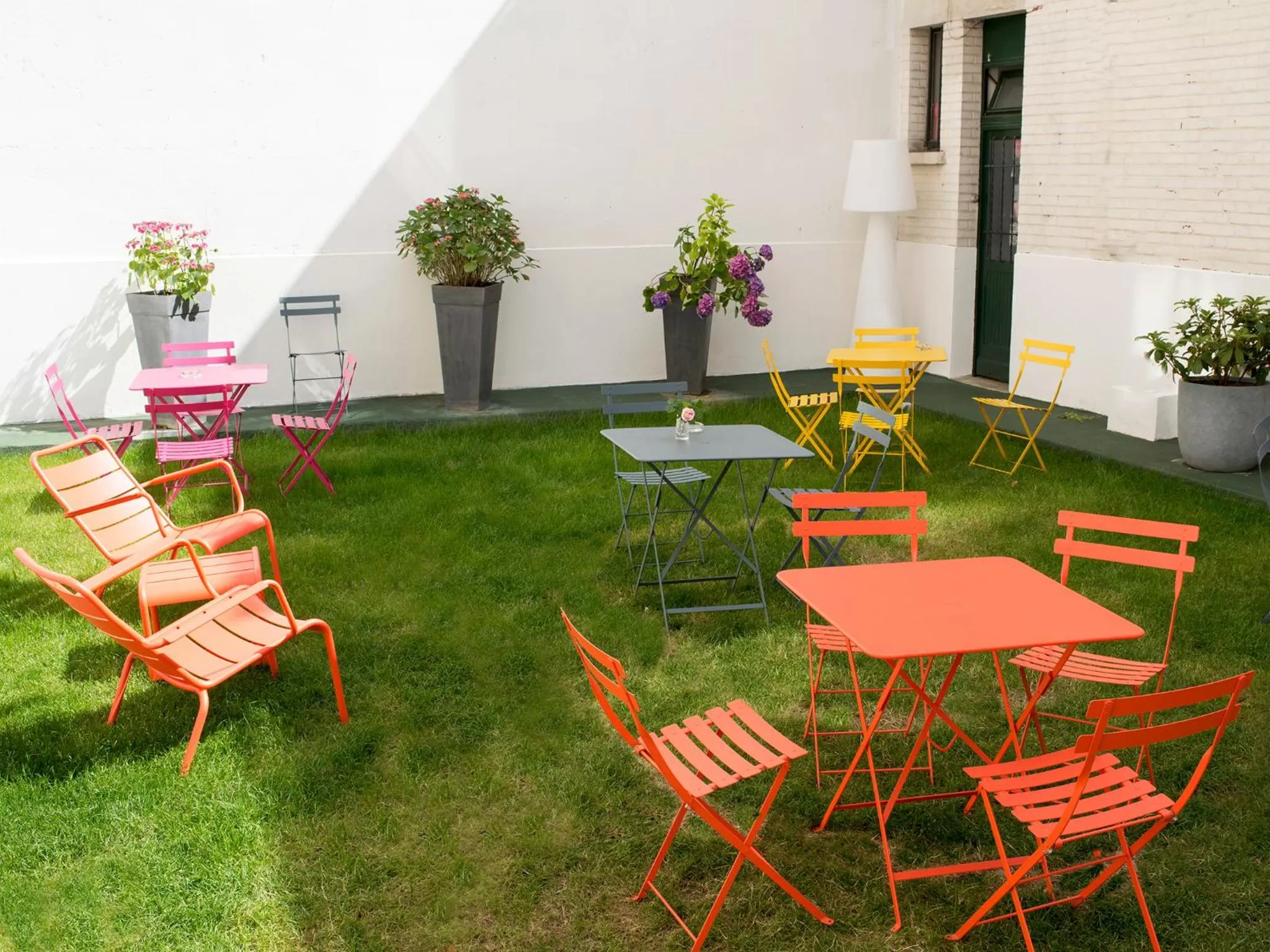 Patio in Hôtel des Batignolles
