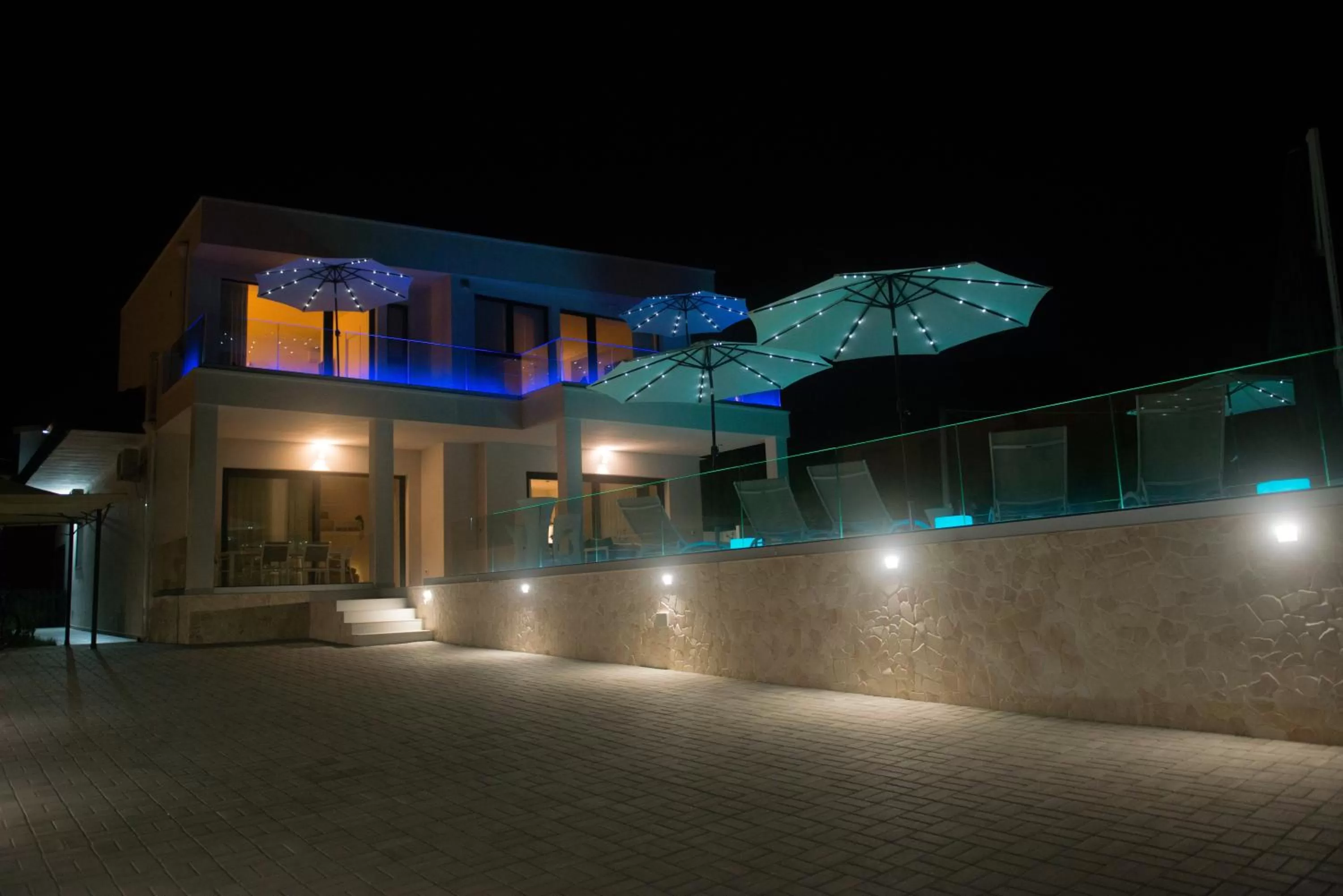 Property Building in Divina Perla