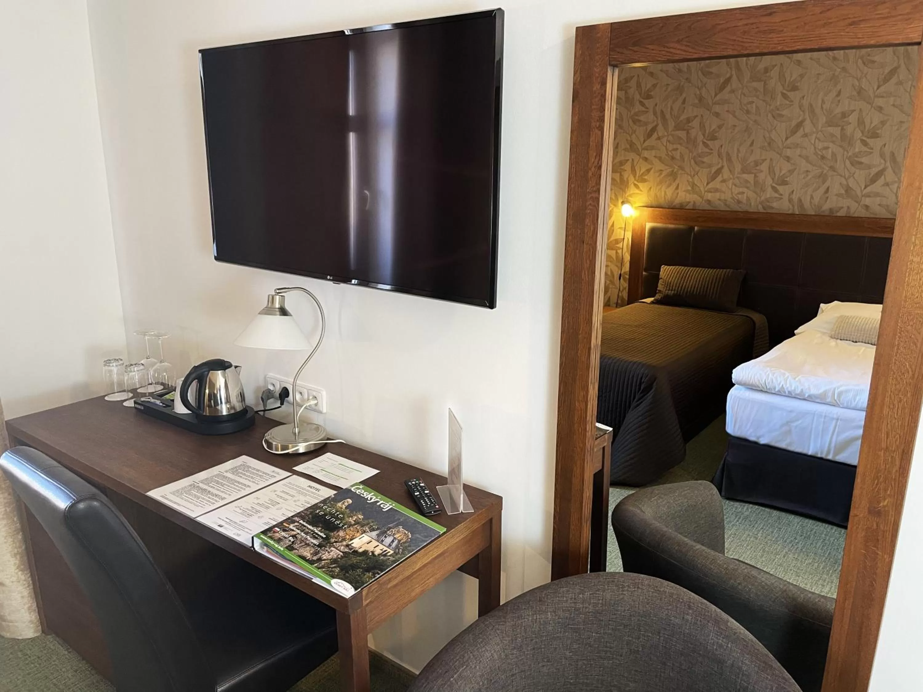 Bedroom, Bed in Hotel U Kvapilů