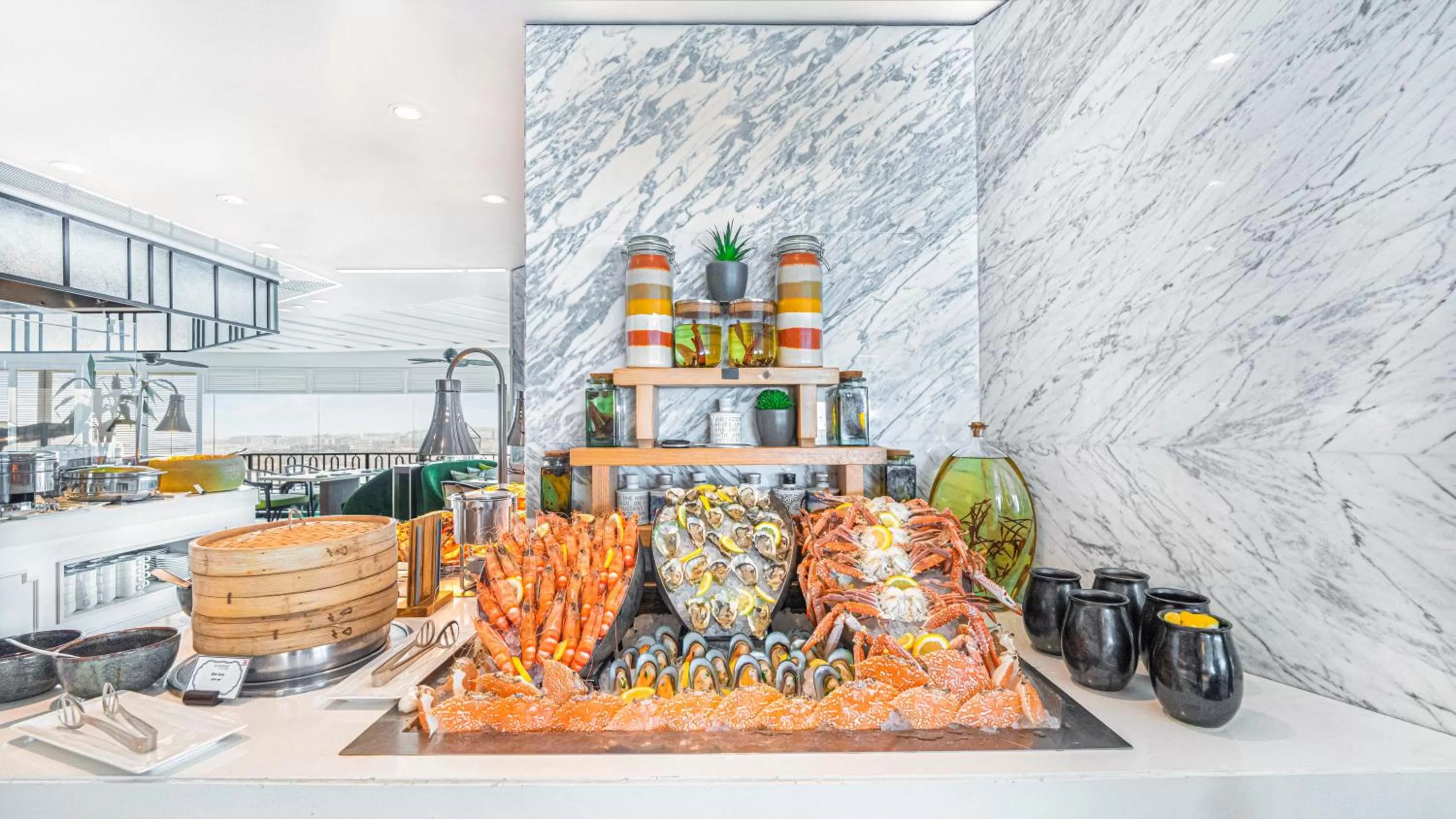 Restaurant/places to eat in Hyatt Regency Dubai - Corniche