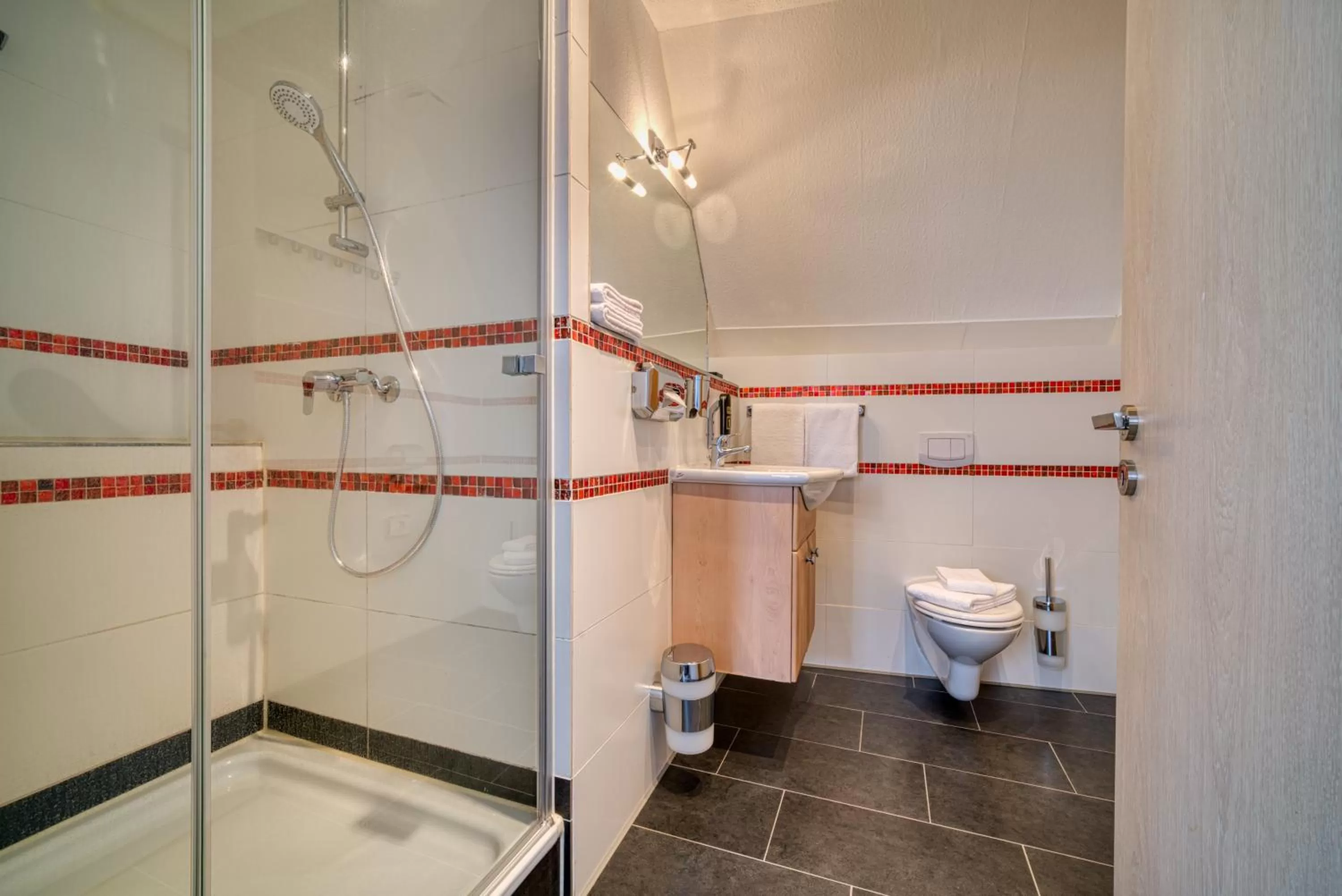 Shower in Hotel Am Fischmarkt