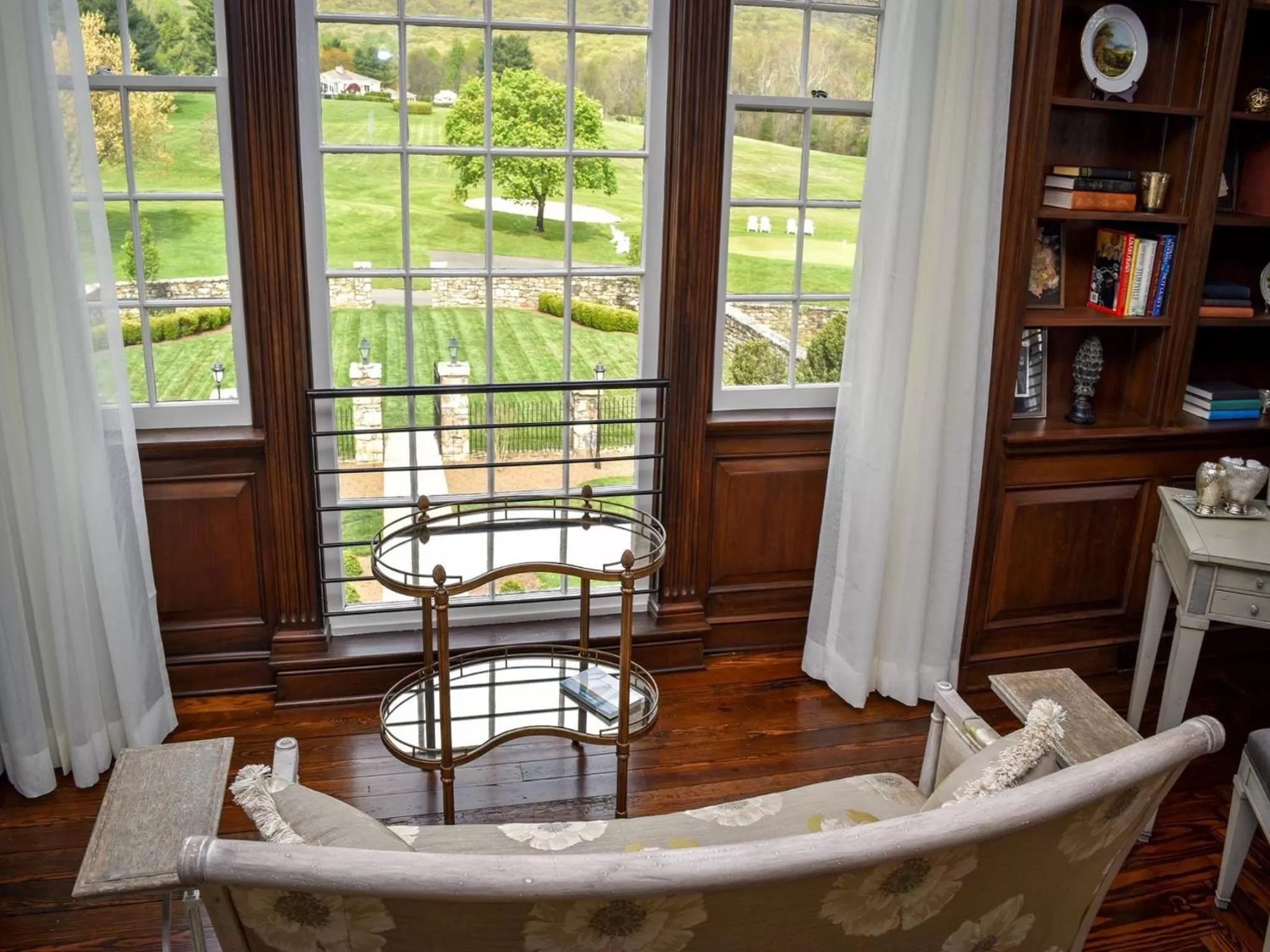 Seating area in Inn at Evergreen