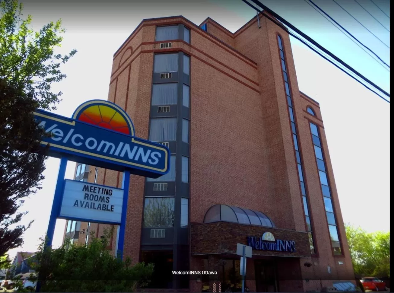 Property building in WelcomINNS Ottawa