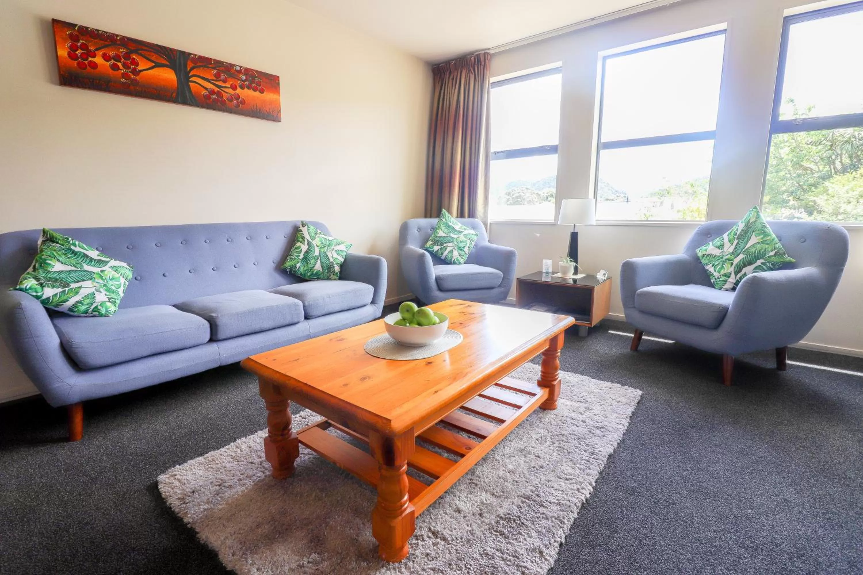 Living room in Coleraine Suites & Apartments