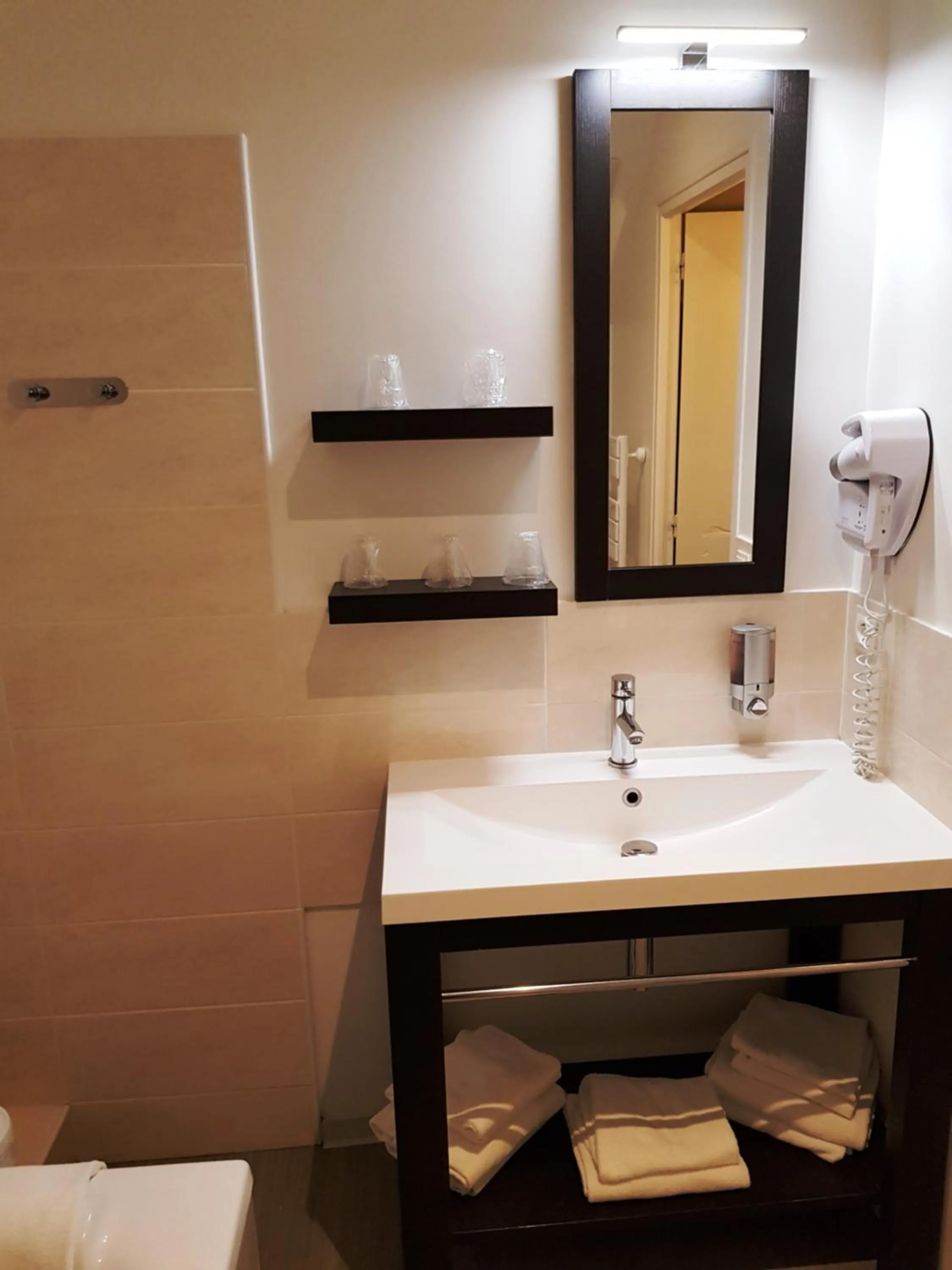 Bathroom in Auberge de la Baie