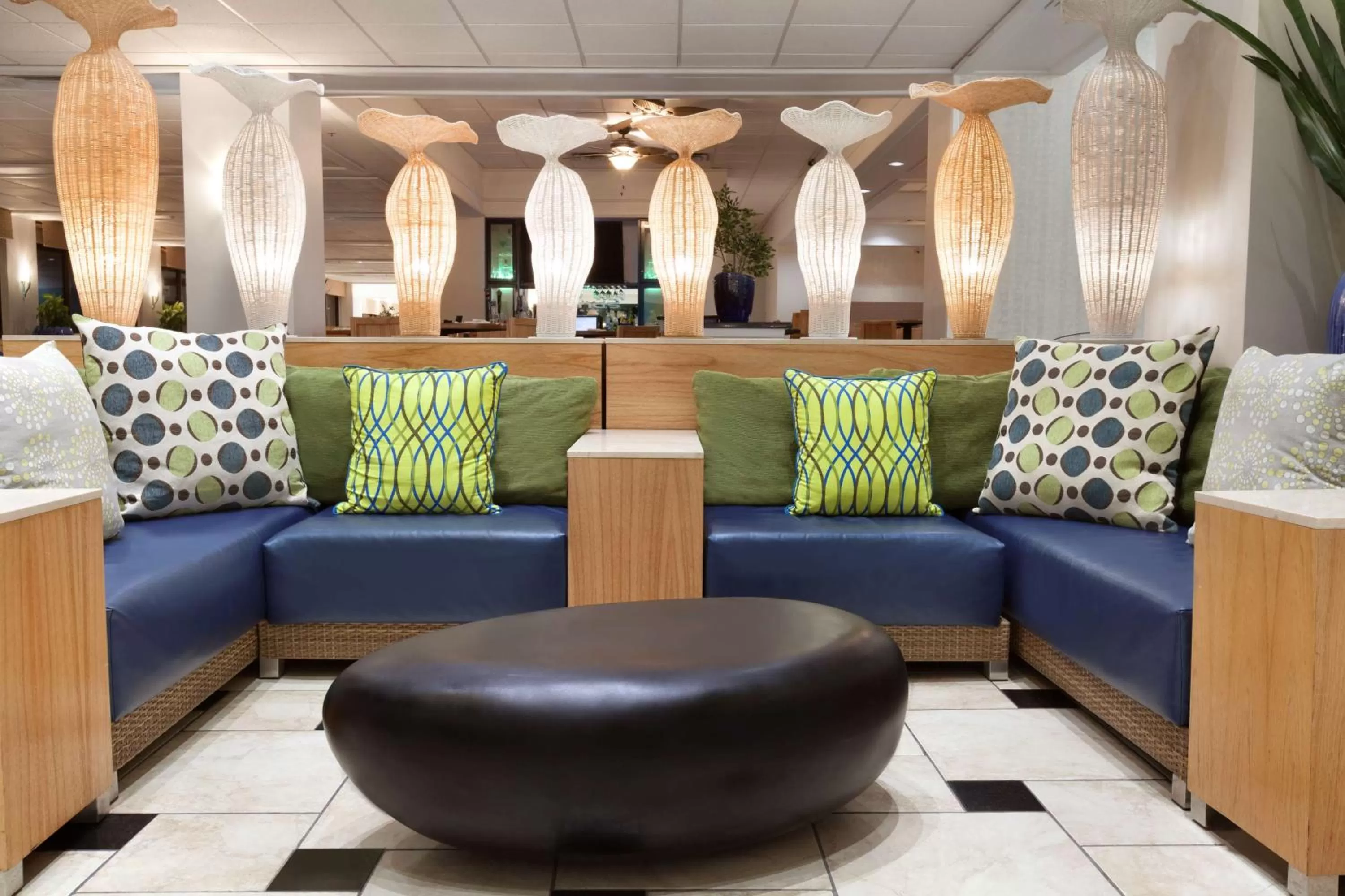 Lobby or reception in DoubleTree by Hilton Corpus Christi Beachfront